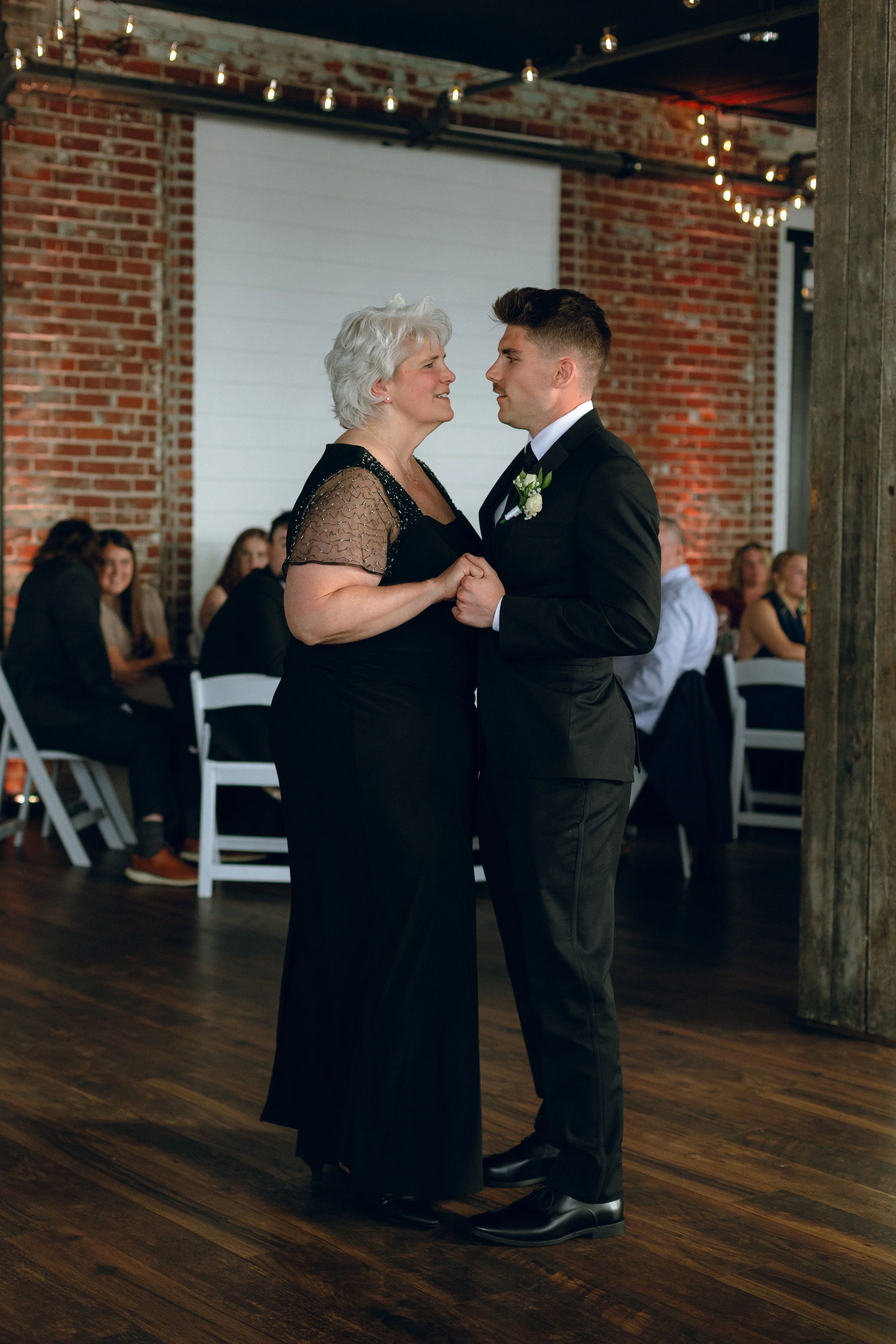 CincinnatiWeddingPhotographer-AudreyNealPhotography-173.jpg