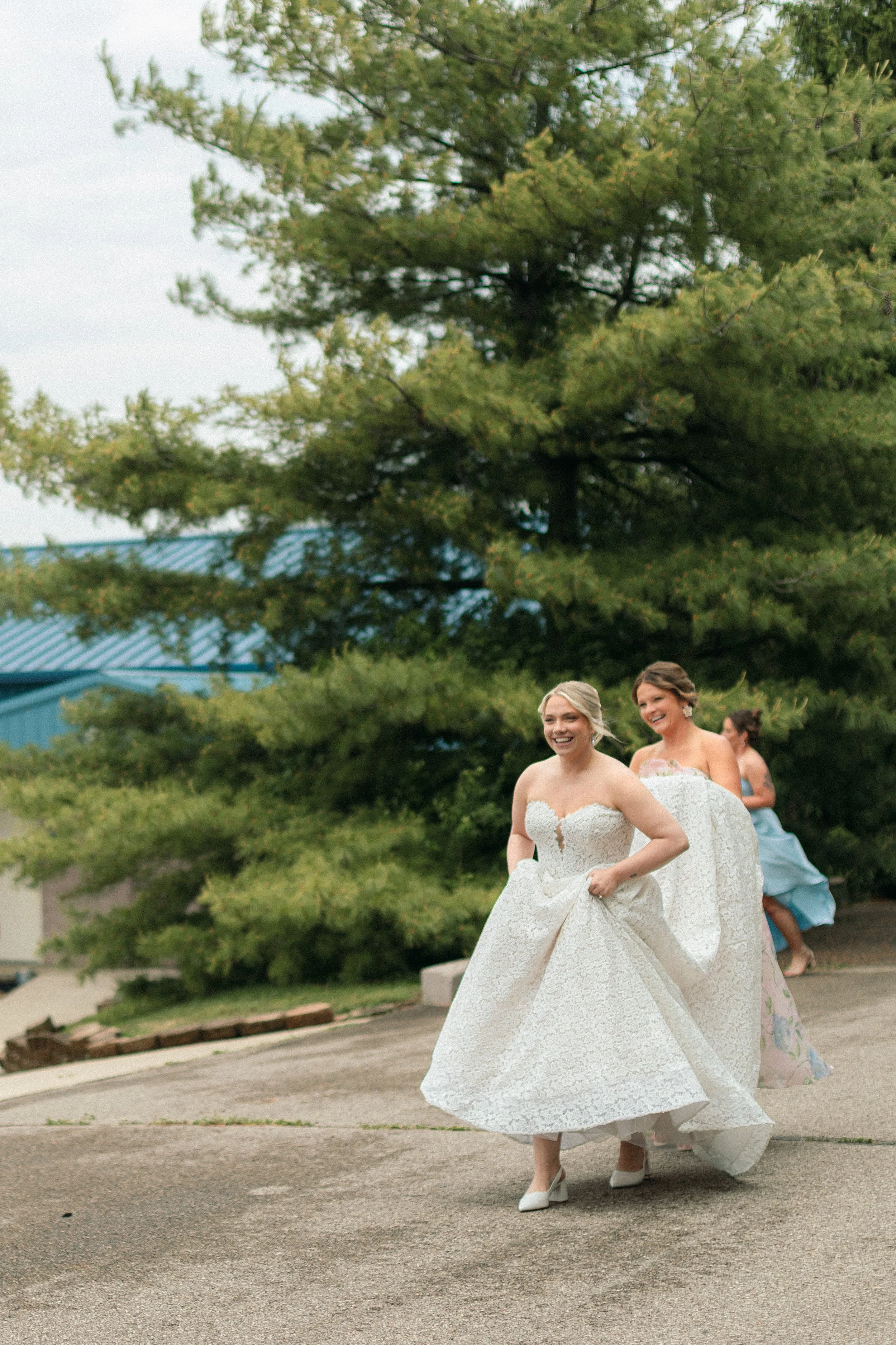 CincinnatiWeddingPhotographer-AudreyNealPhotography-39.jpg