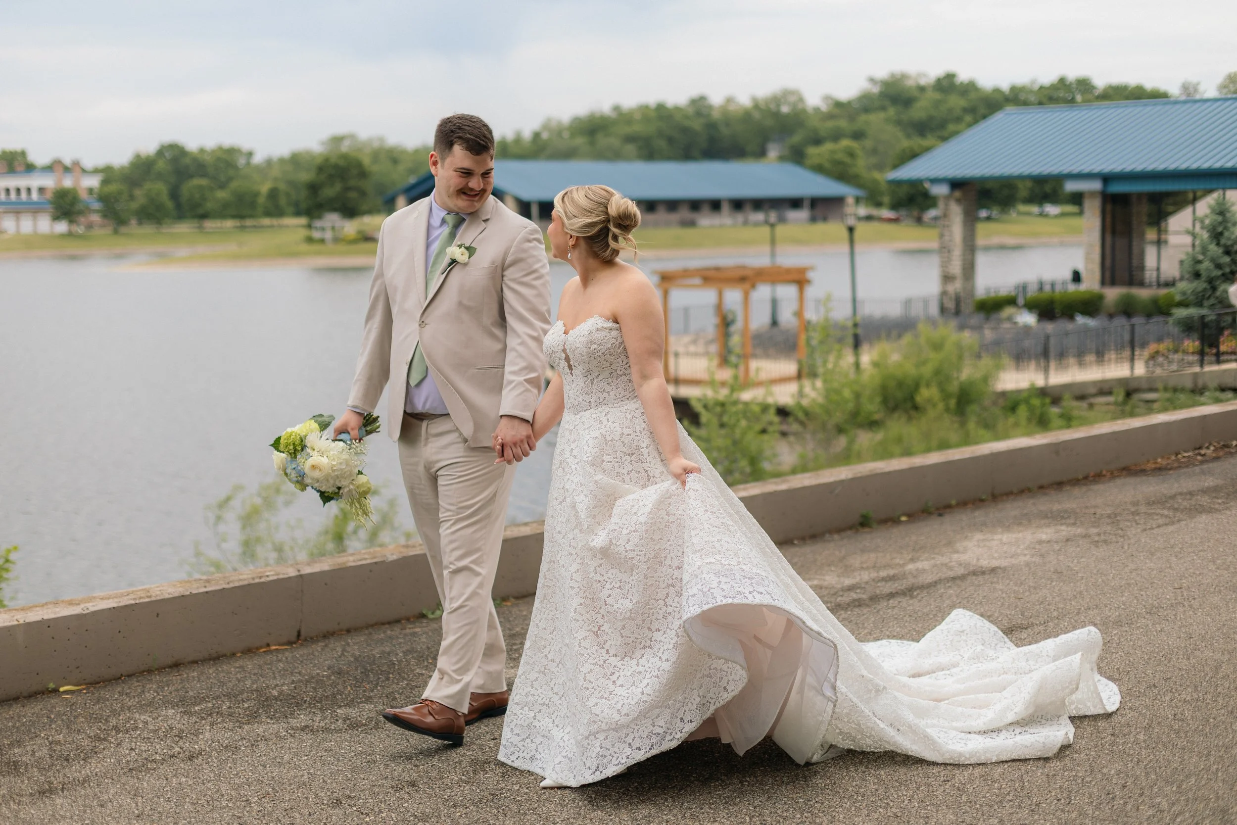 CincinnatiWeddingPhotographer-AudreyNealPhotography-49.jpg