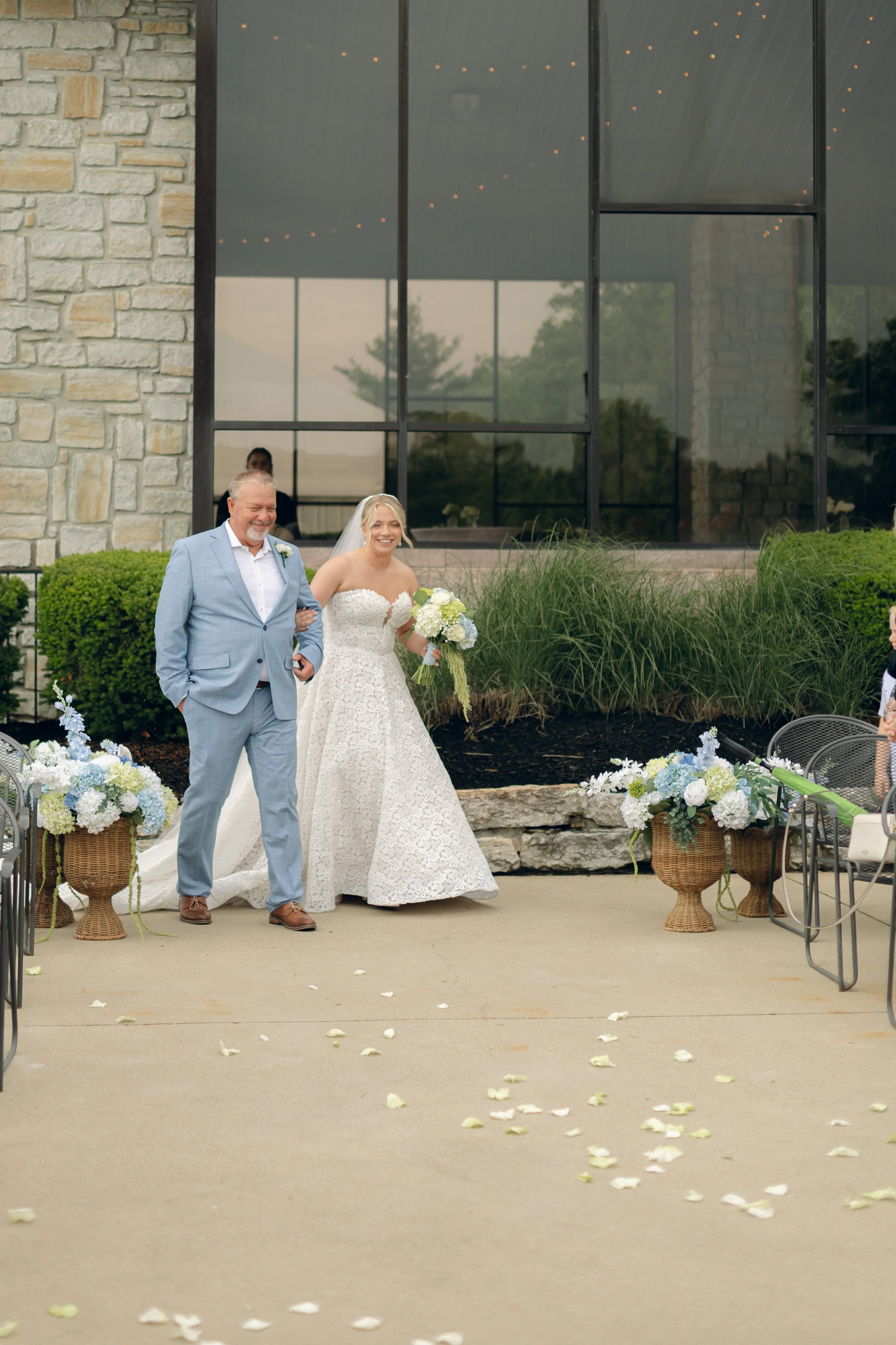 CincinnatiWeddingPhotographer-AudreyNealPhotography-94.jpg