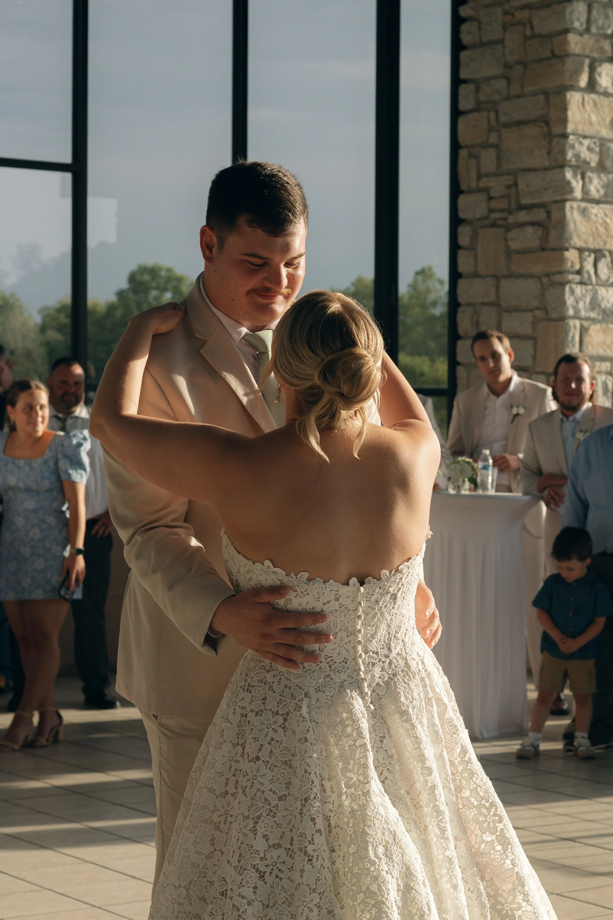 CincinnatiWeddingPhotographer-AudreyNealPhotography-139.jpg
