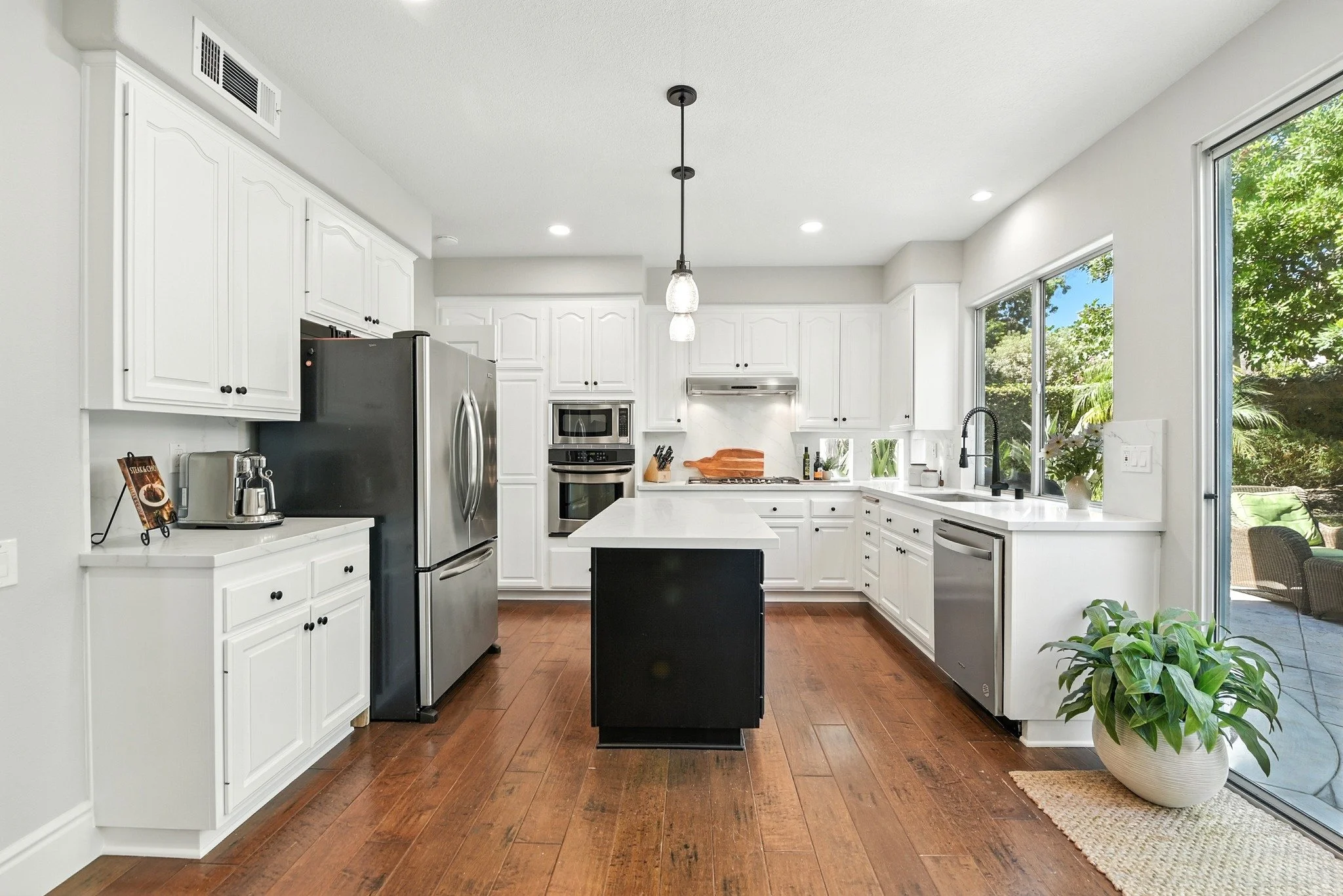 ✨ In Escrow ✨

4304 Timberdale Rd is now in escrow! Tucked right in Moorpark&rsquo;s festive &ldquo;Candy Cane Lane,&rdquo; this home has such a special feel the moment you walk in &mdash; bright, open, and full of charm. The spa-like primary suite a