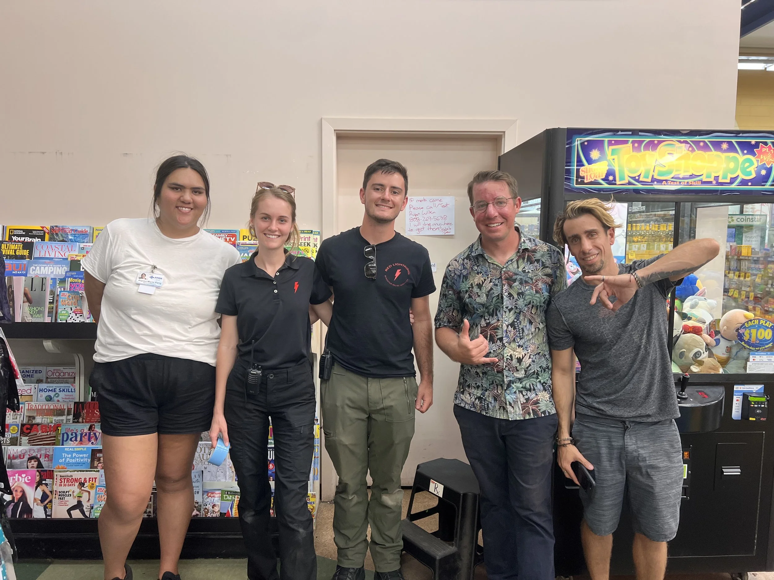 Red Lightning deploys to Maui to set up Starlinks for wildfire victims.