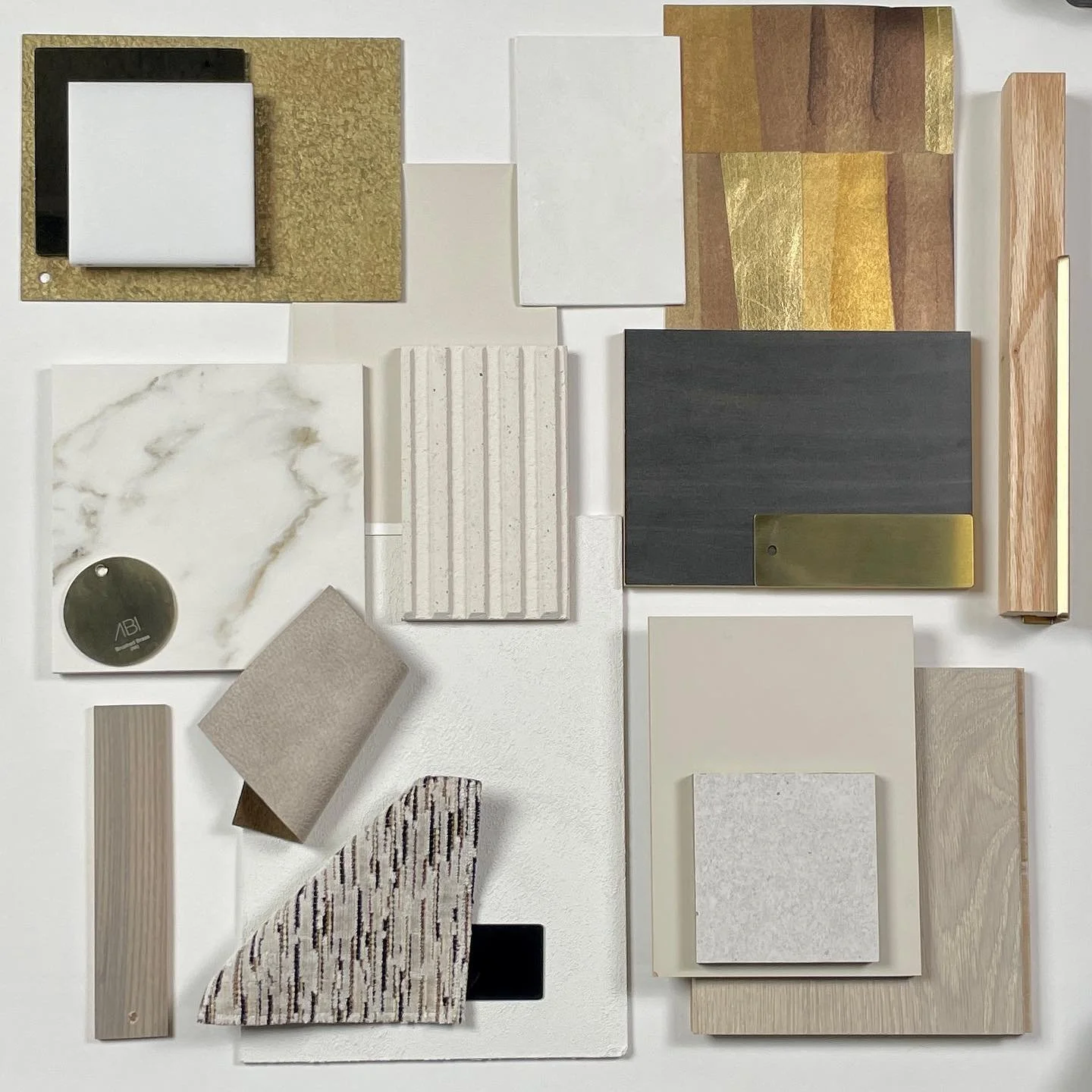 Some of my phone snap shots of yesterdays photo shoot with @upandup_nz @dentecnz  more to come #flatlays #interiorconcept #colours #materials #interiordesign #interiorspecification #moodboards #flatlayphotography #flatlaylove @ruim_design
