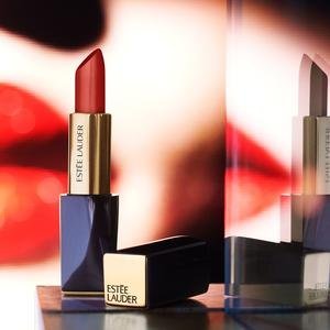 FL20_DIGITAL_PC_Envy_Lips_Persuasive_Product_Attitude_REL_SQUARE.jpg