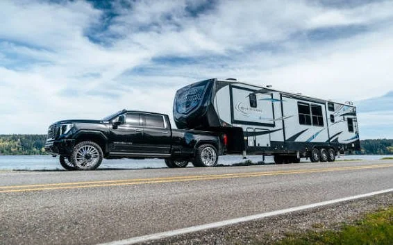 RV Detailing in Macomb &amp; Oakland County: Protect Your RV Before Your Next Adventure