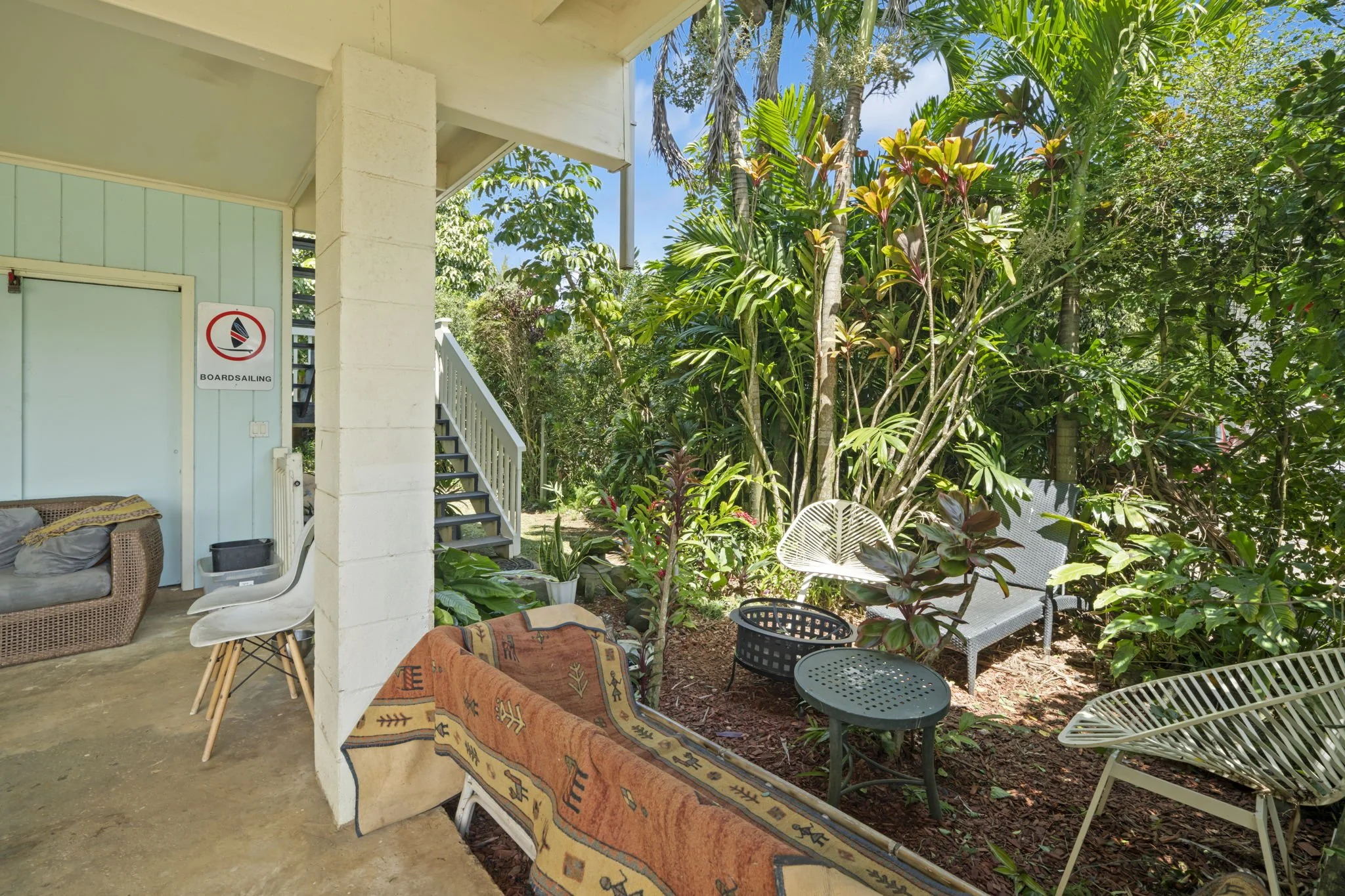 Front yard lounge area