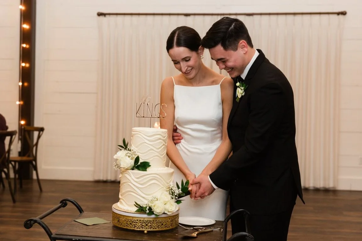 Two-tier Wave Wedding Cake
