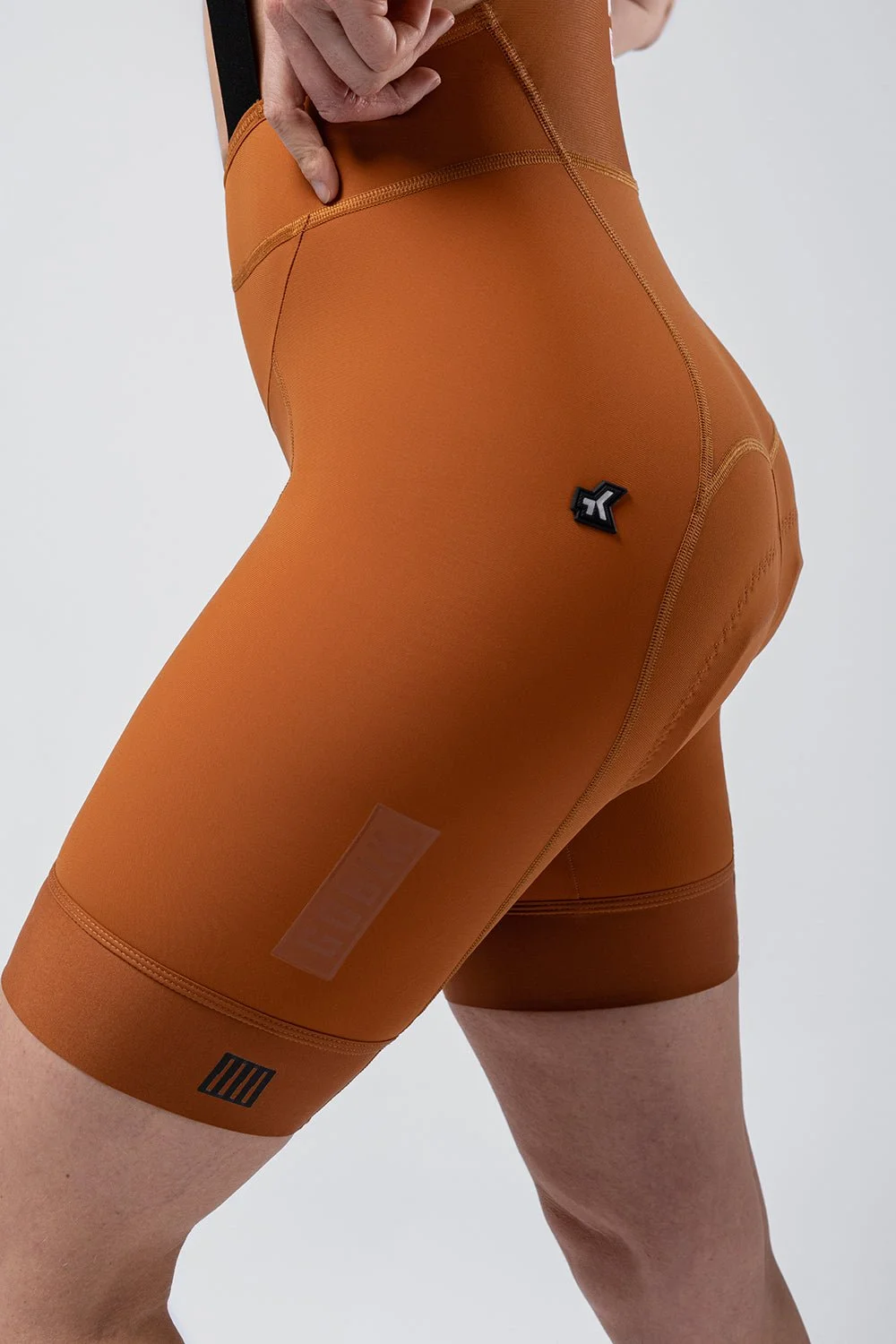 bib-short-matt-2-0-women-maple-k9-10-02-087-018-01.jpg