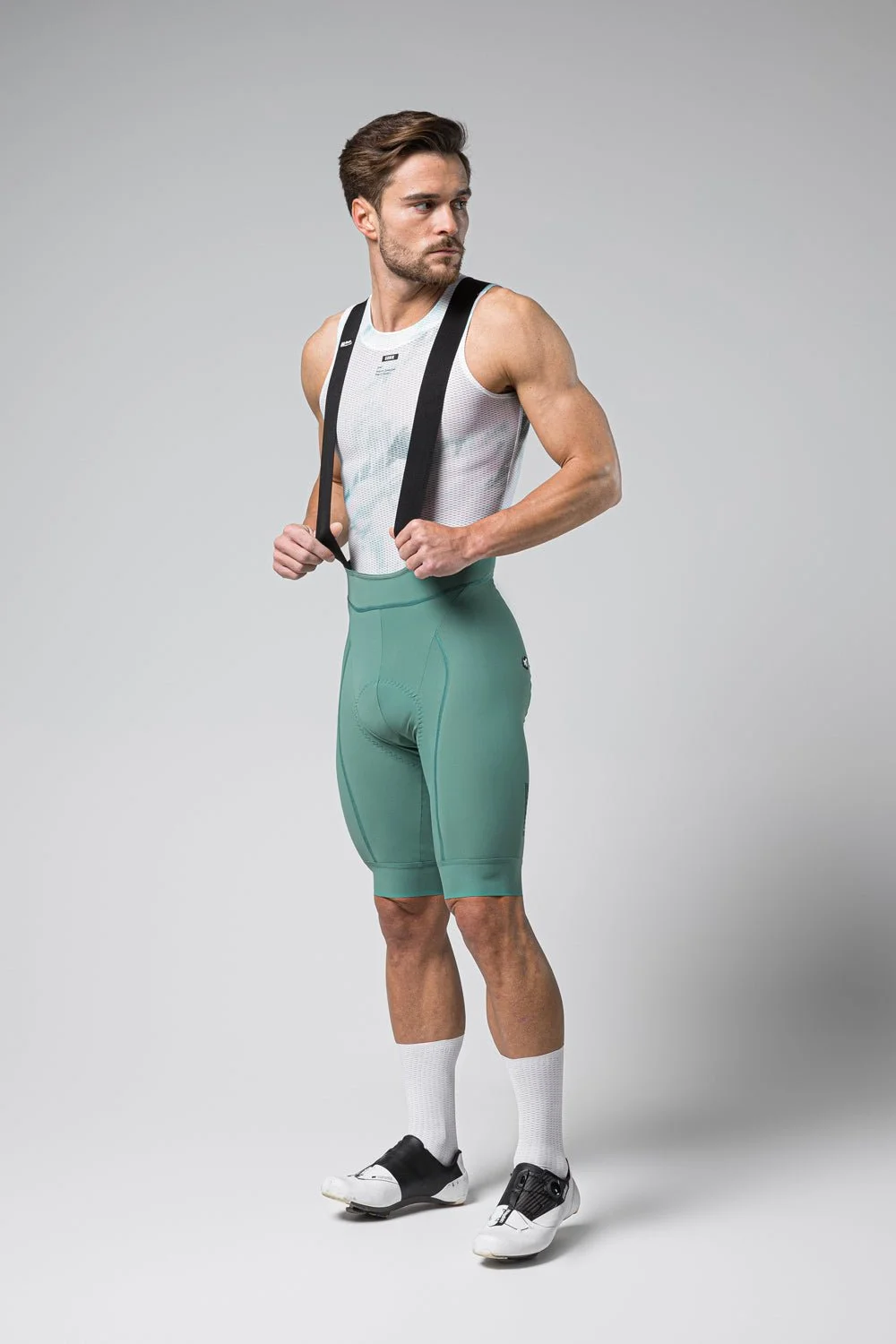 Culotte-corto-hombre-Matt-2.0-Hedge-Green-Caps_Hypebeast-Gobik-3.jpg