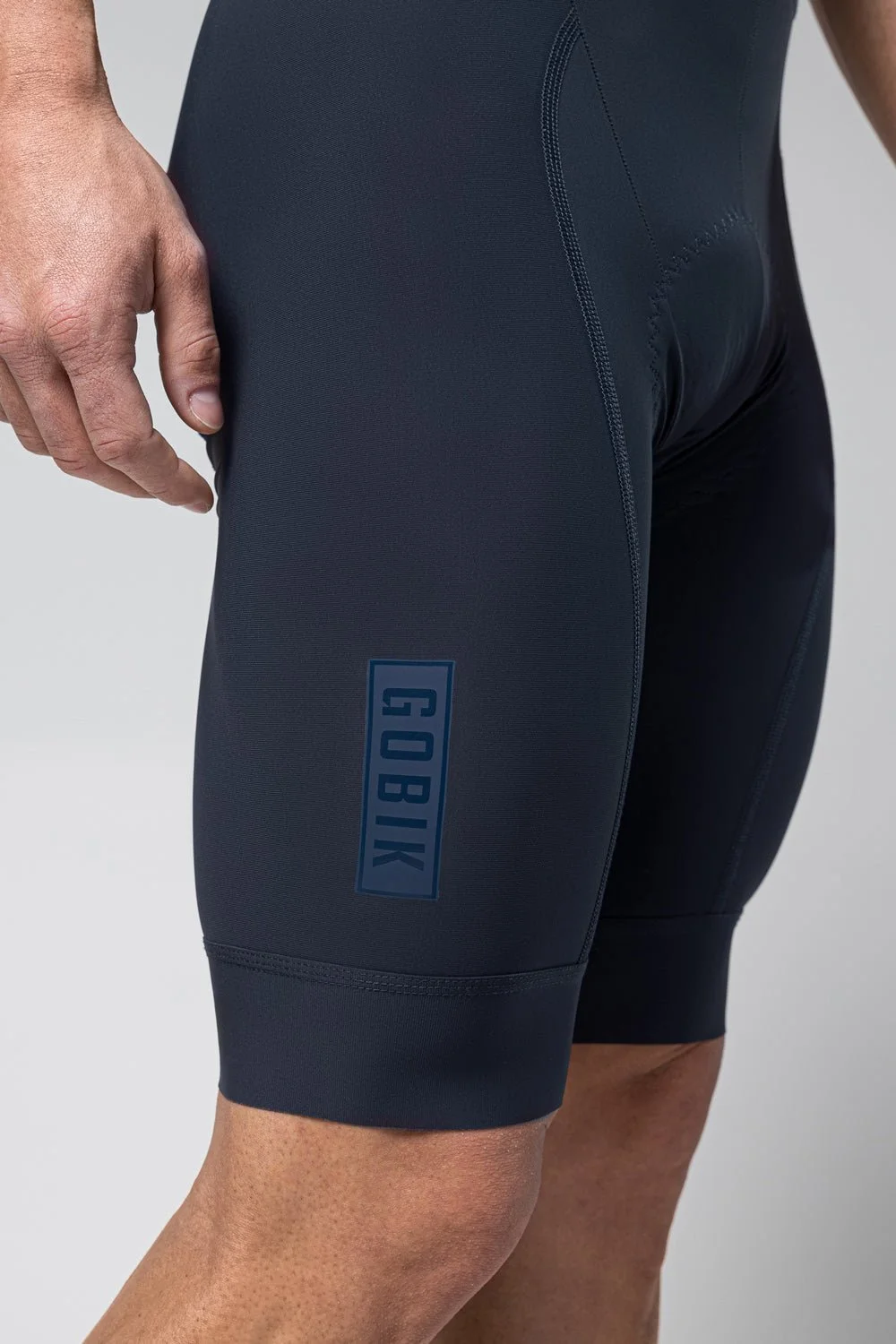 Culotte-corto-hombre-Matt-2.0-Ultrablue-Caps_Unity-Gobik-5-SKU-10-02-087-002.jpg
