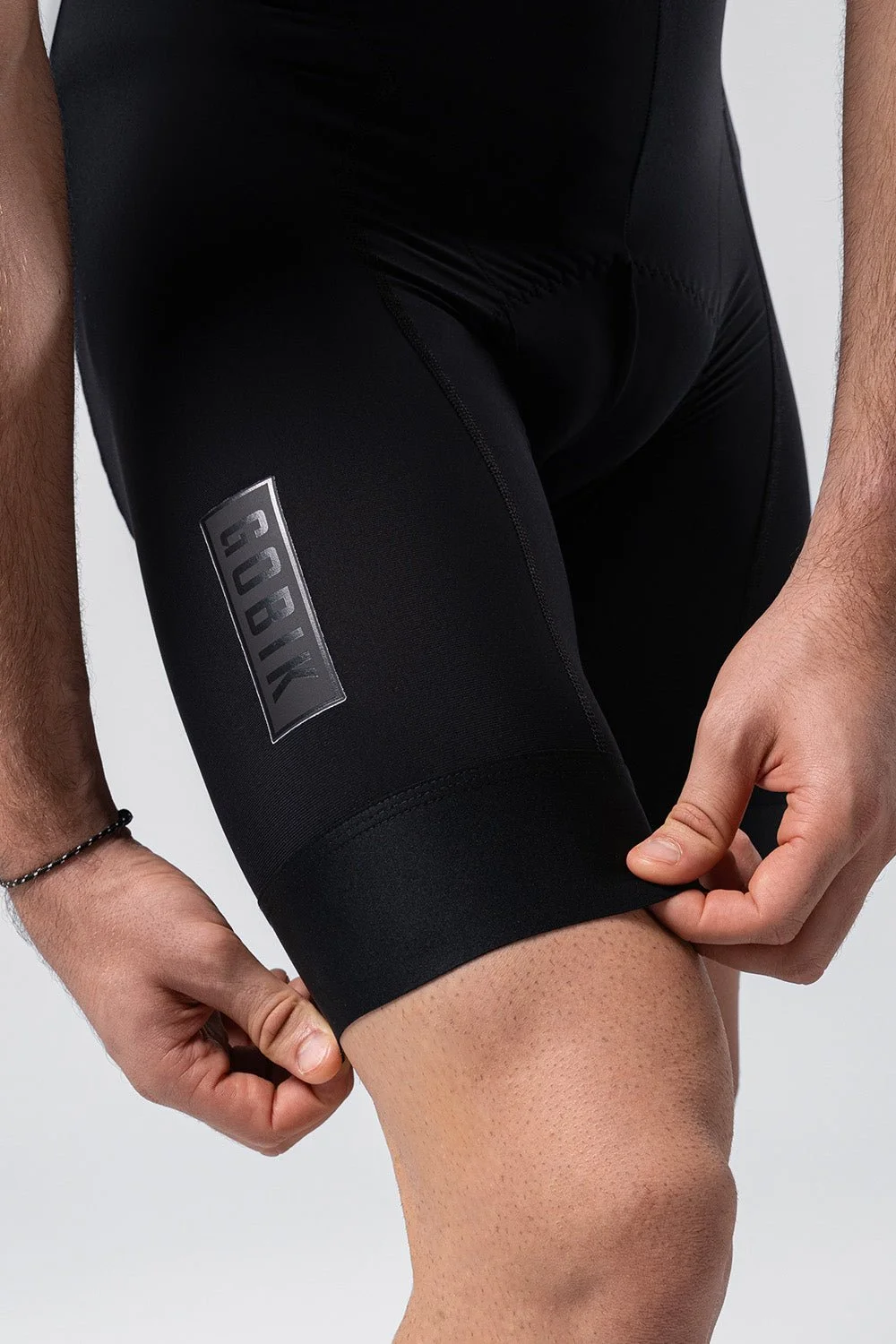 bib-short-matt-compact-2-0-men-black-k10-02.jpg