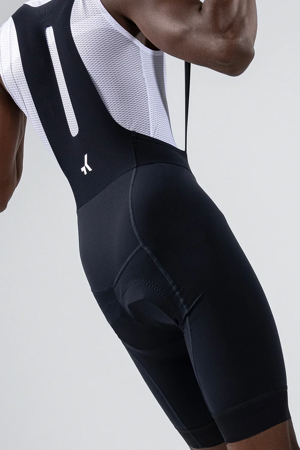 bib-short-absolute-7-0-men-ultrablue-k10-10.webp