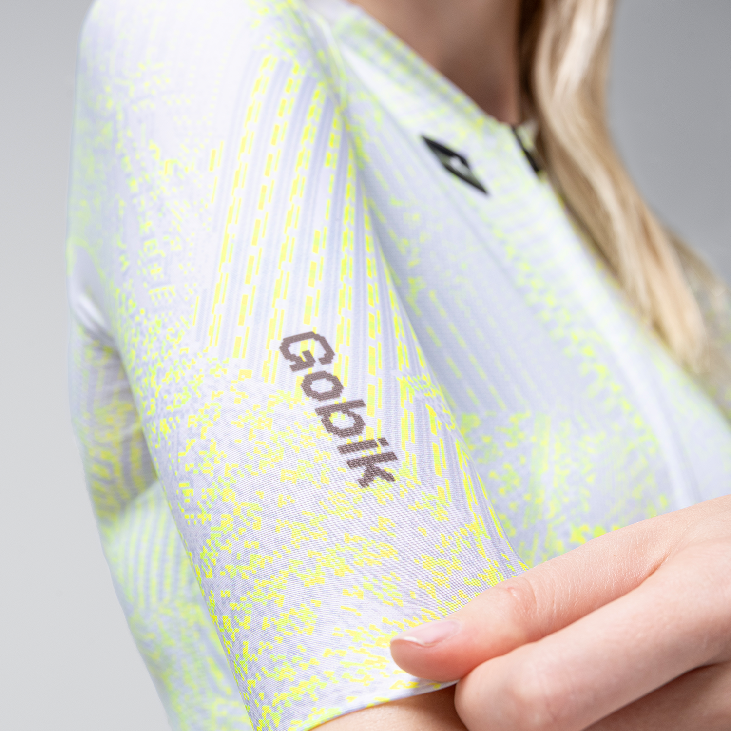 short-sleeve-jersey-cx-pro-4-0-unisex-hack-preorder-warm26-02-1 (1).png