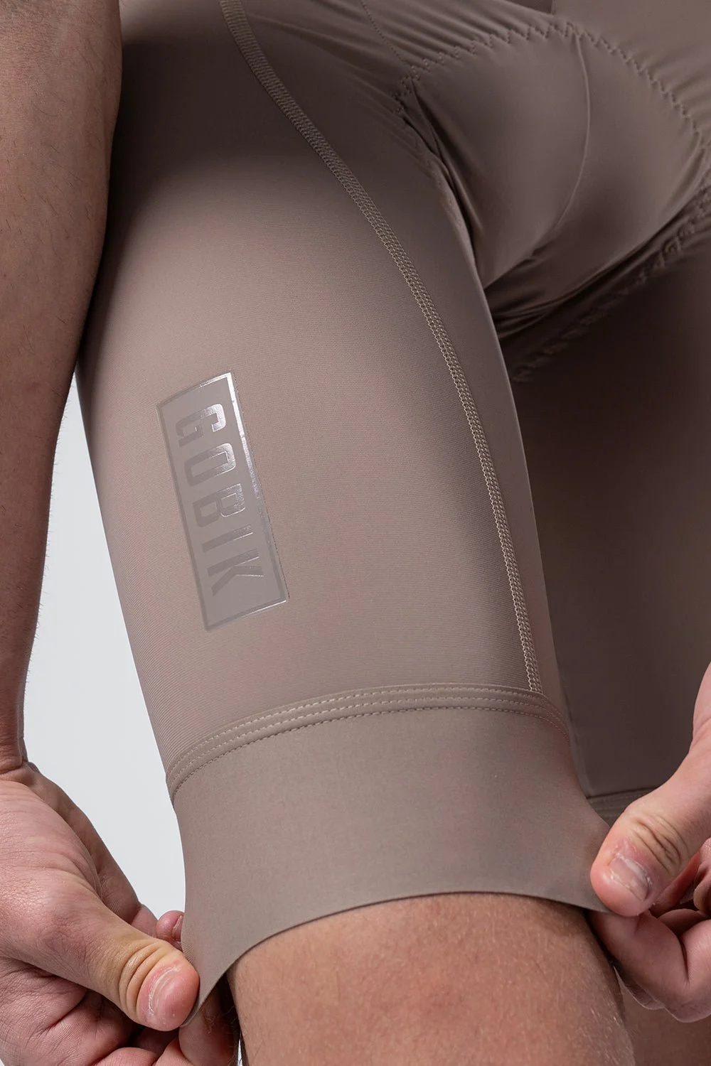 bib-short-matt-2-0-men-aura-k10-10-02-085-022-05_1f311b71-50c7-49c1-83d7-9b93f3ee8836.jpg