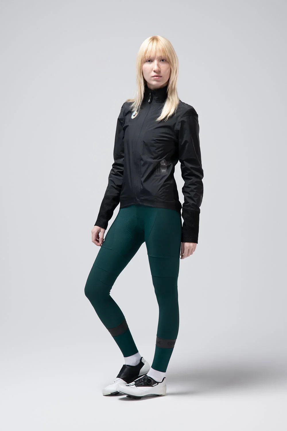 heavy-jacket-superarmour-women-royal-black-01 (1).webp