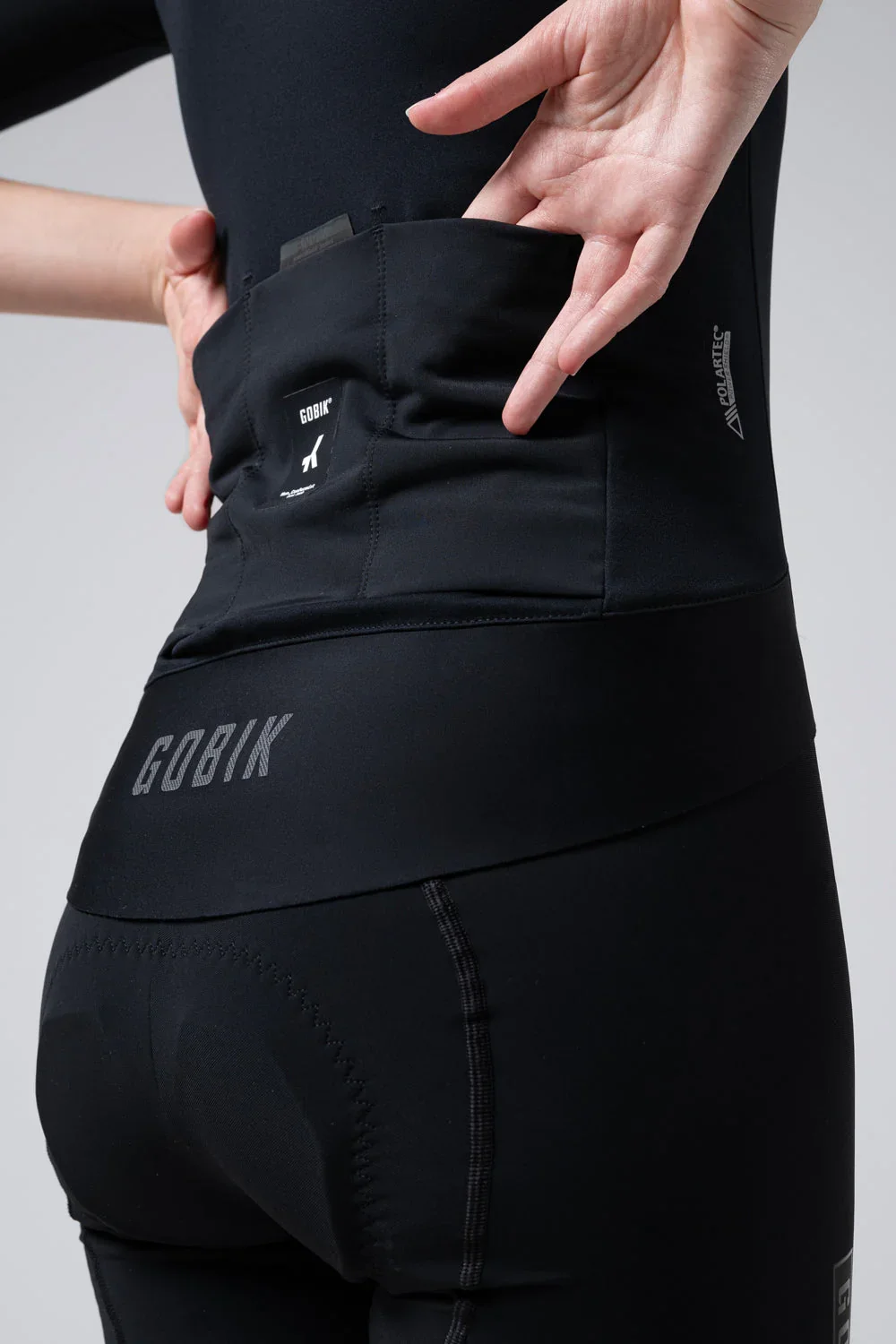 10-03-040-002-short-sleeve-jacket-envy-2-0-women-jet-black-08.webp