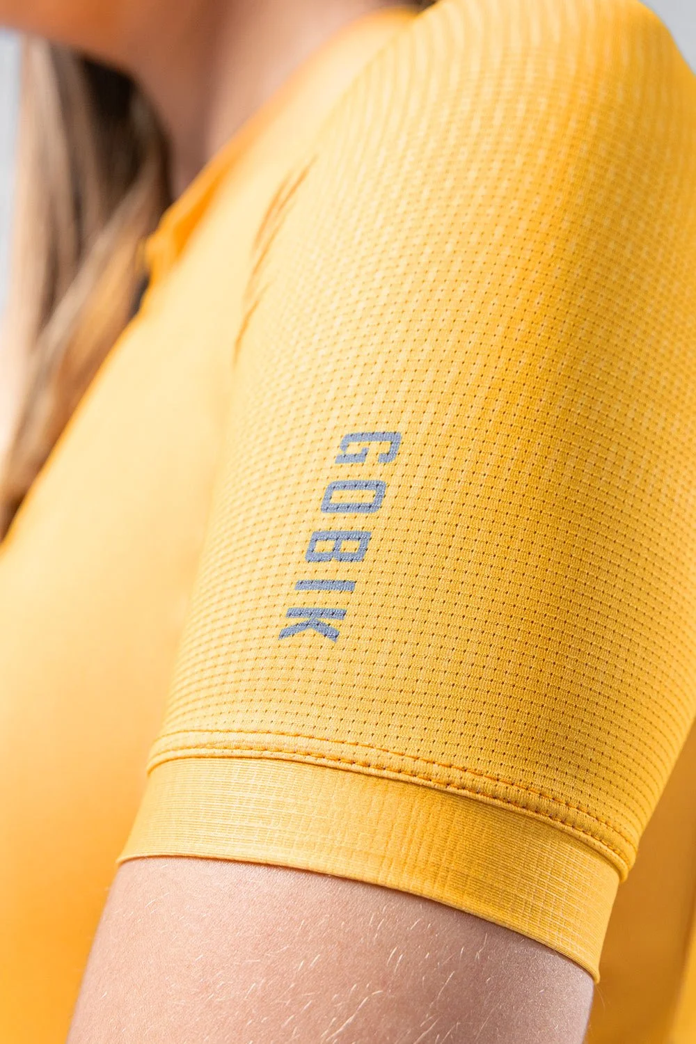 short-sleeve-jersey-stark-women-dandelion-10-01-028-041-05_1f7ce6d6-9b21-4229-9cc6-a362b54e9c4d.jpg