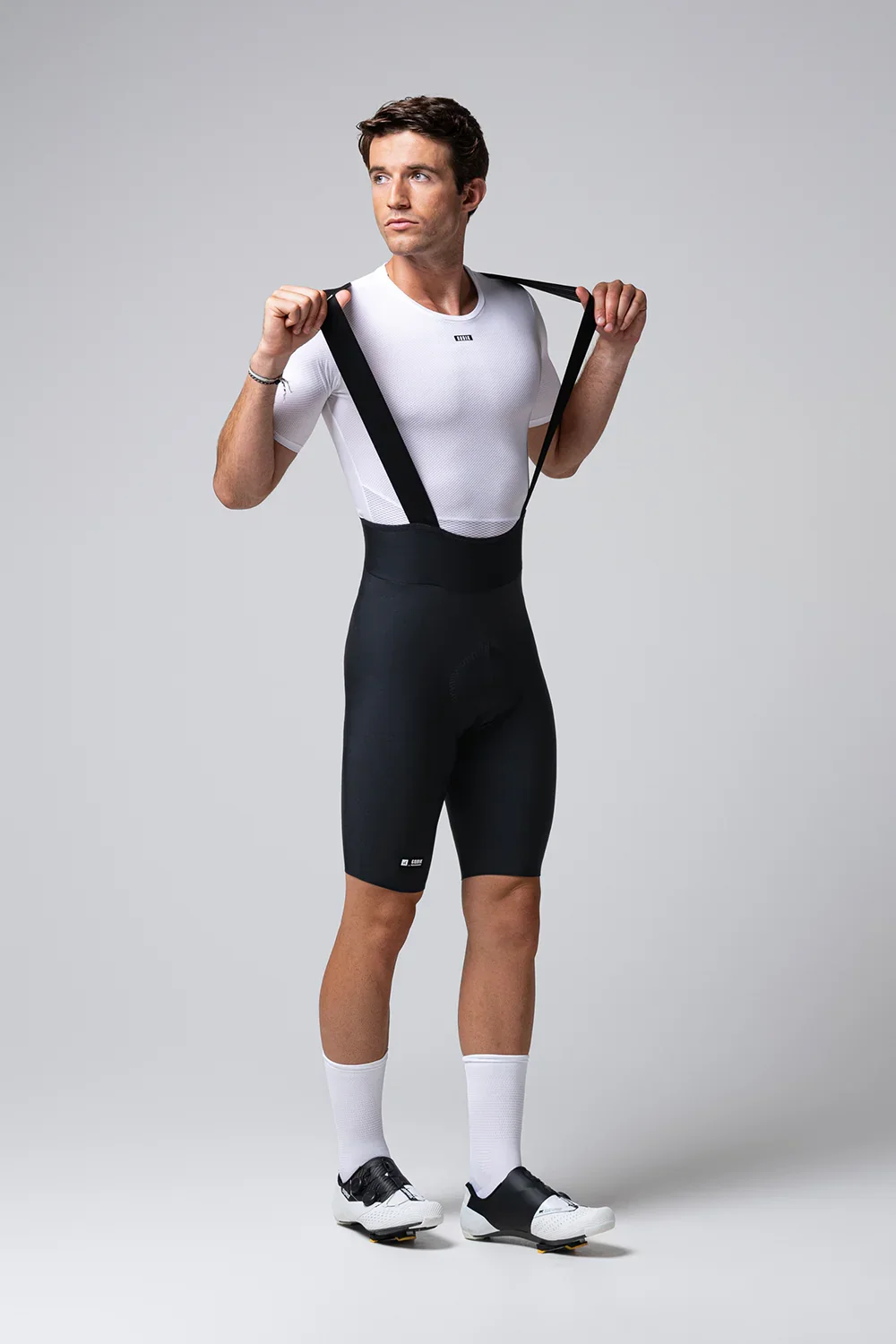10-02-105-003-bib-short-artic-stride-men-black-k10-01.webp