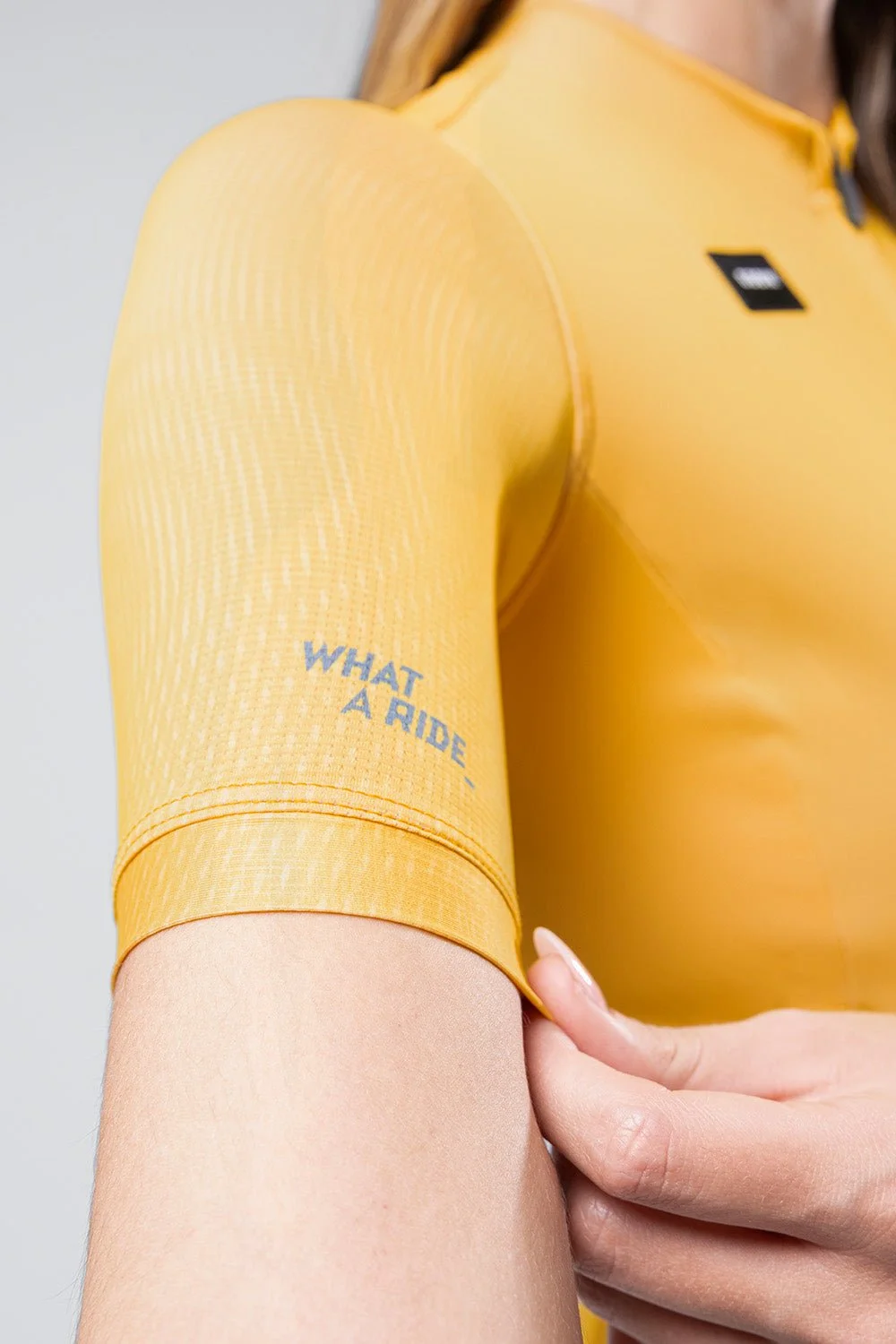 short-sleeve-jersey-stark-women-dandelion-10-01-028-041-04_9ed6e54f-eaf8-4b92-b090-30d1a36501c4.jpg