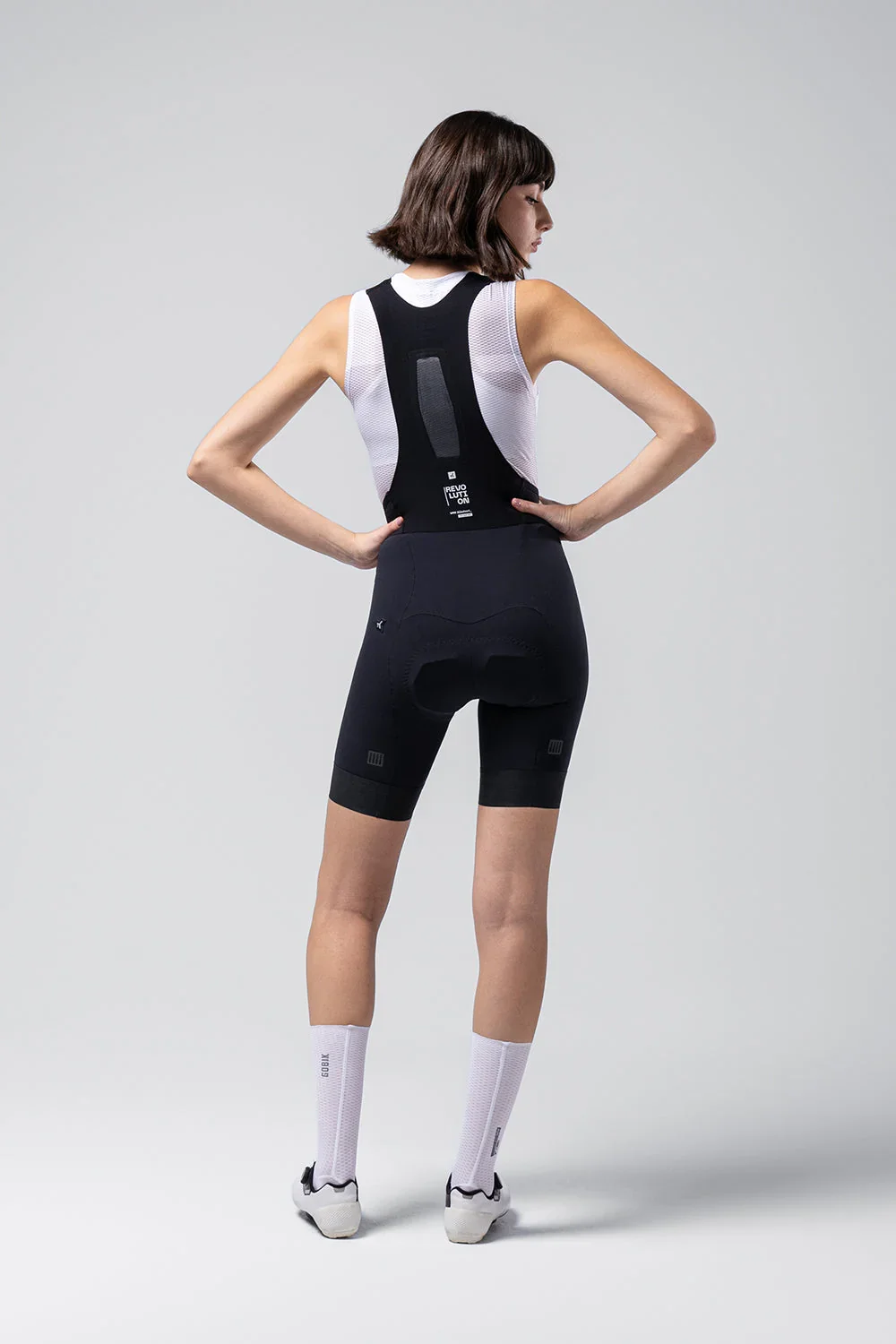 bib-short-revolution-2-1-women-ultrablue-k9-10-02-091-009-08.webp