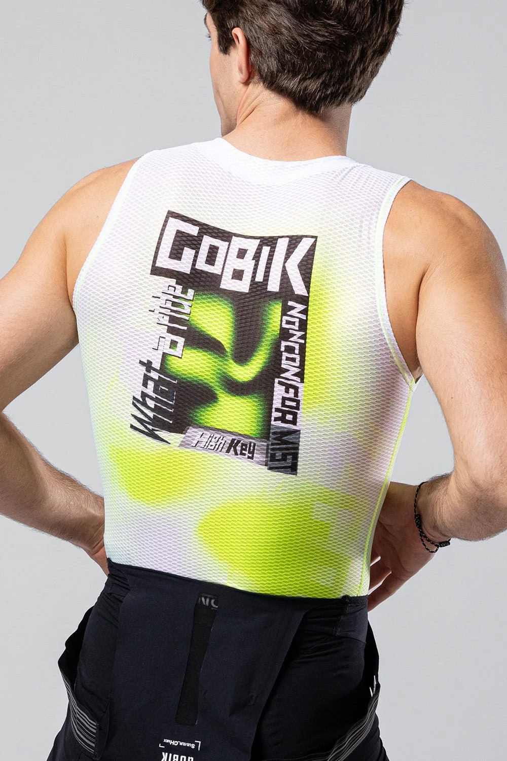 baselayer-second-skin-men-liquid-neon-10-07-001-036-02.jpg