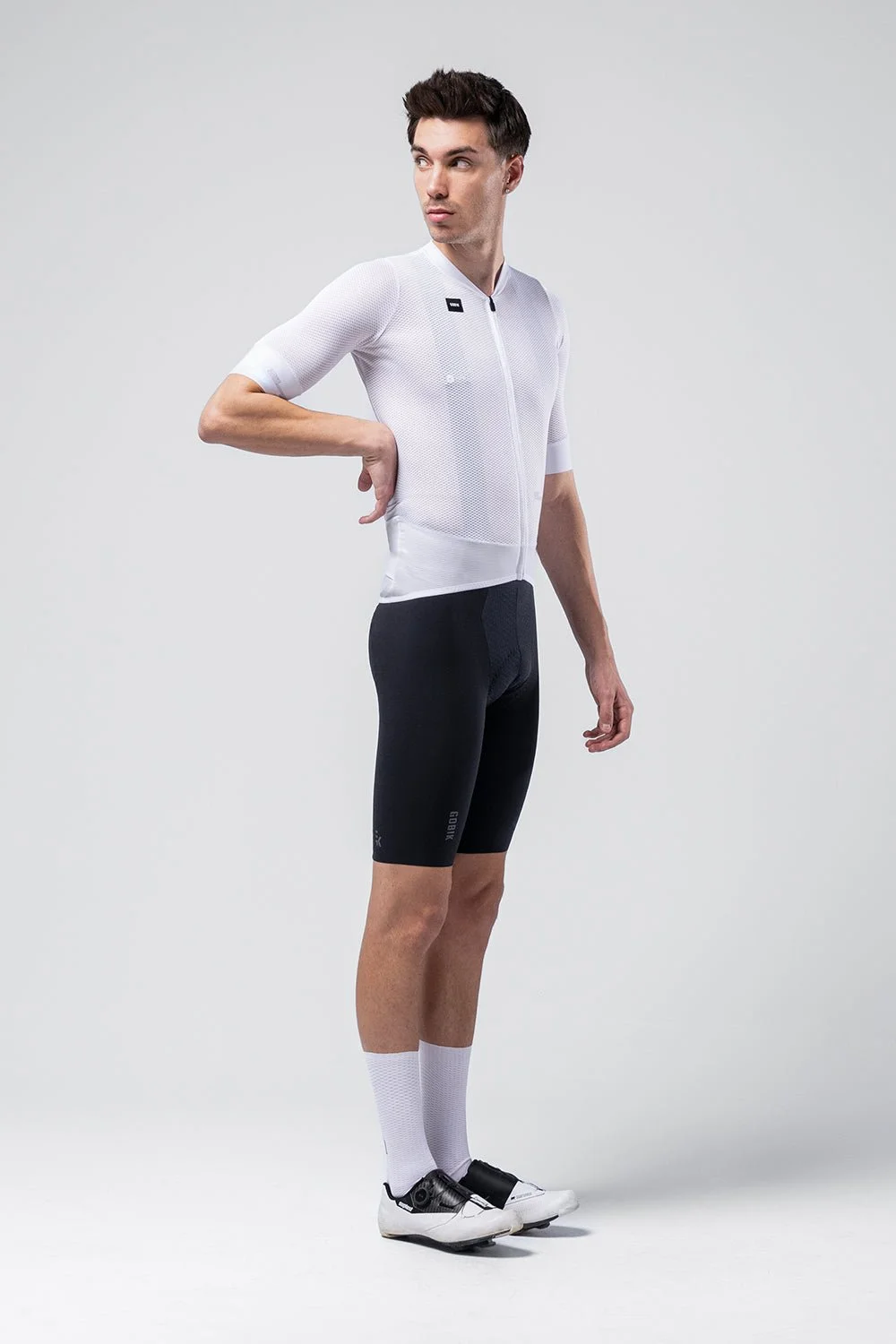 short-sleeve-jersey-carrera-2-0-men-chalk-10-01-056-018-_2.jpg