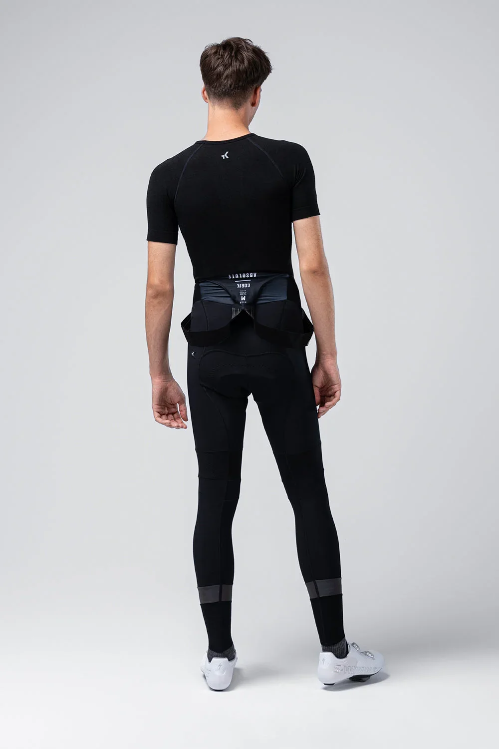 short-sleeve-baselayer-winter-merino-men-coal-timeless-02_0066370b-369d-4ae2-8743-08096bb44331.webp