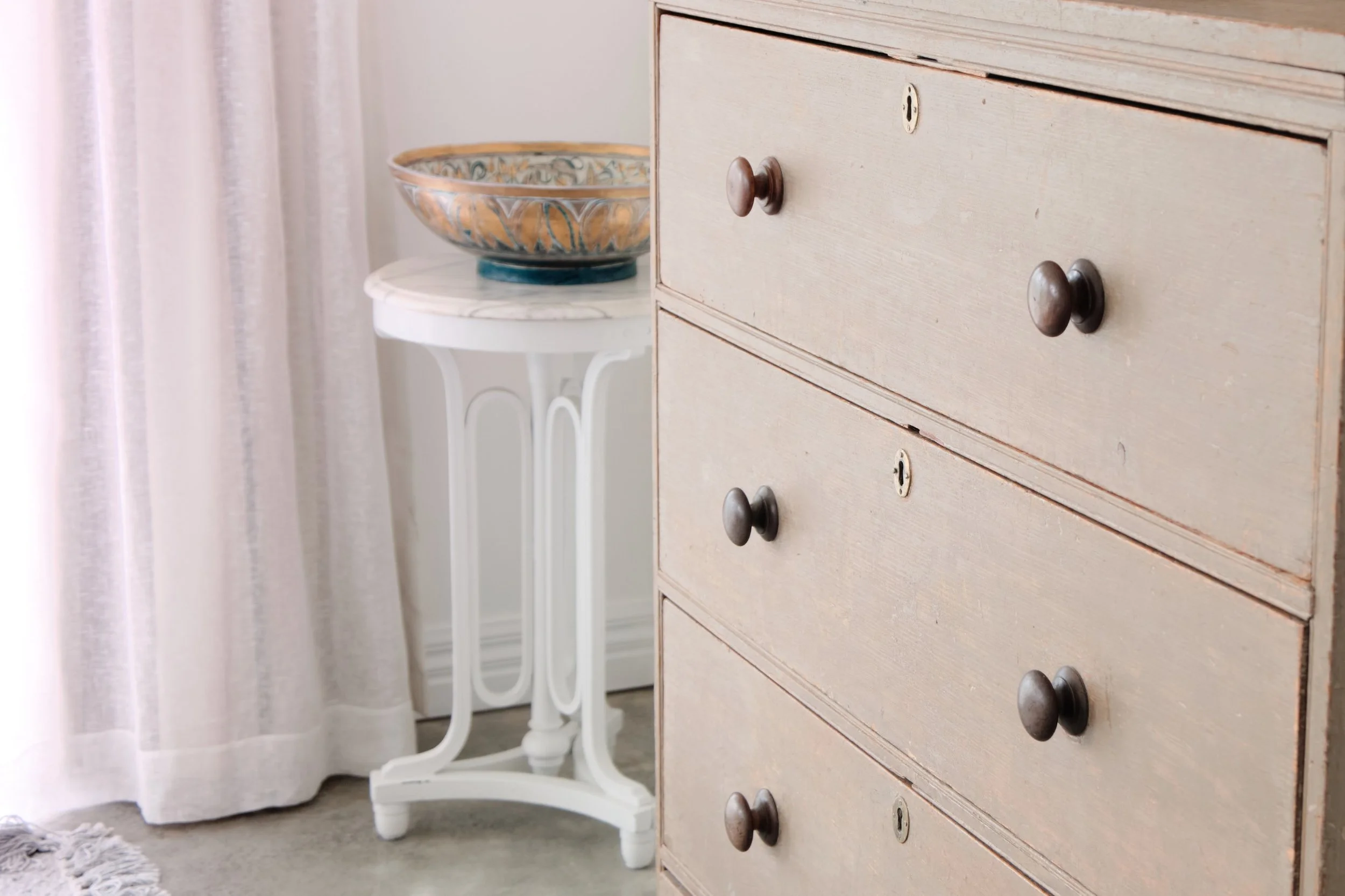 Victorian chest of drawers.jpeg