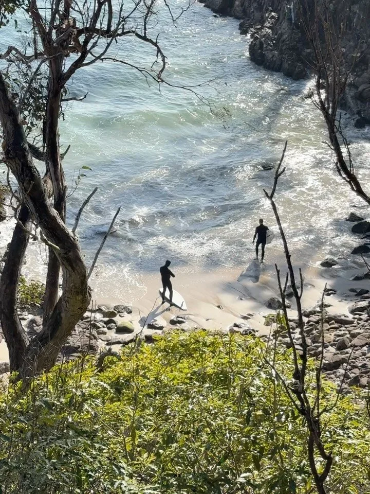 Week 14 of prepping to walk the @teararoanztrail was filled with many slow, intentional moments of reconnecting back to self while coming out of a pretty low emotional state. Focusing on the basics of eating good meals, spending more time moving outs