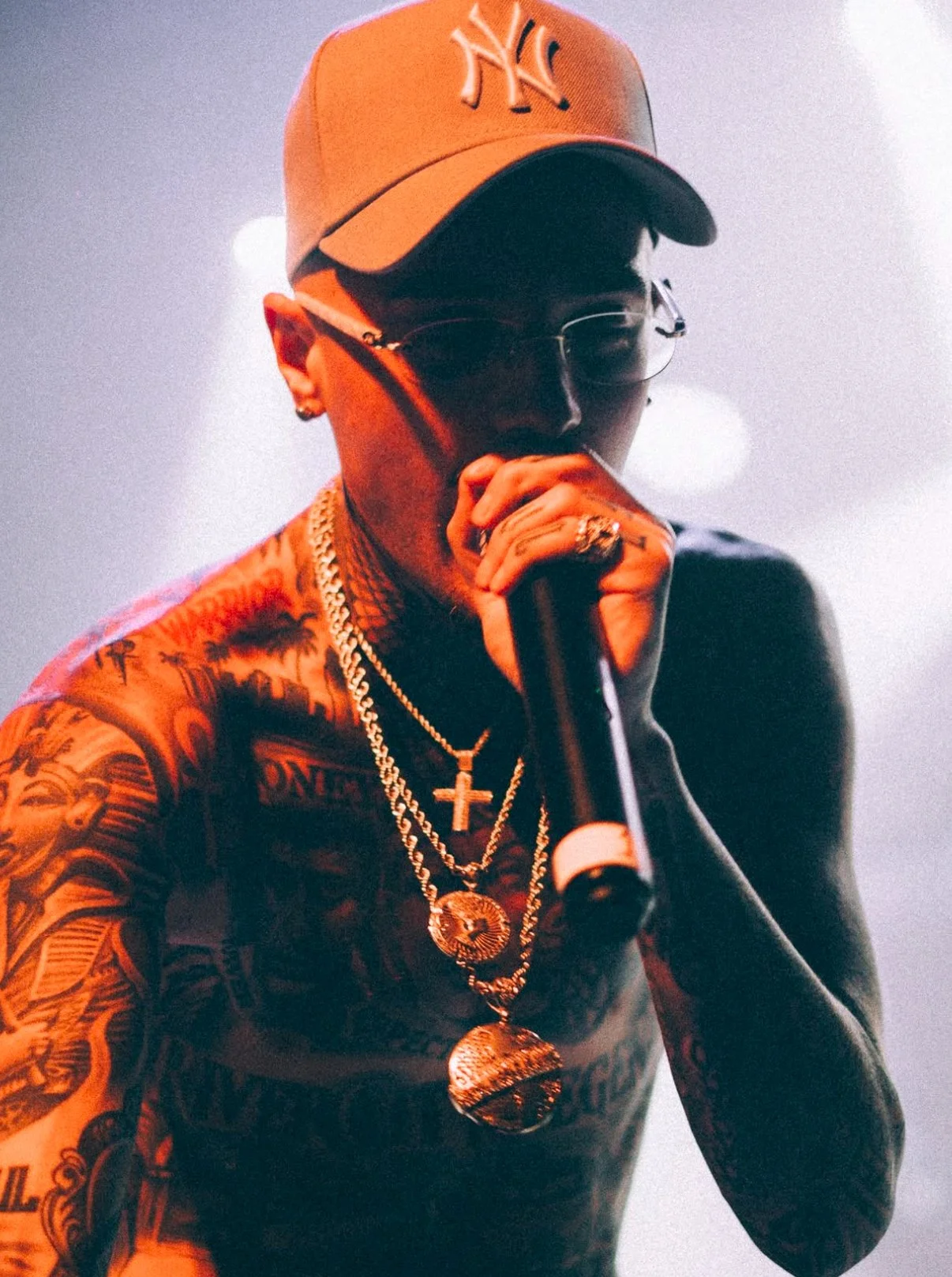 Max Winds performs at the R.O.Z & Friends show at the Park Theatre in Winnipeg.