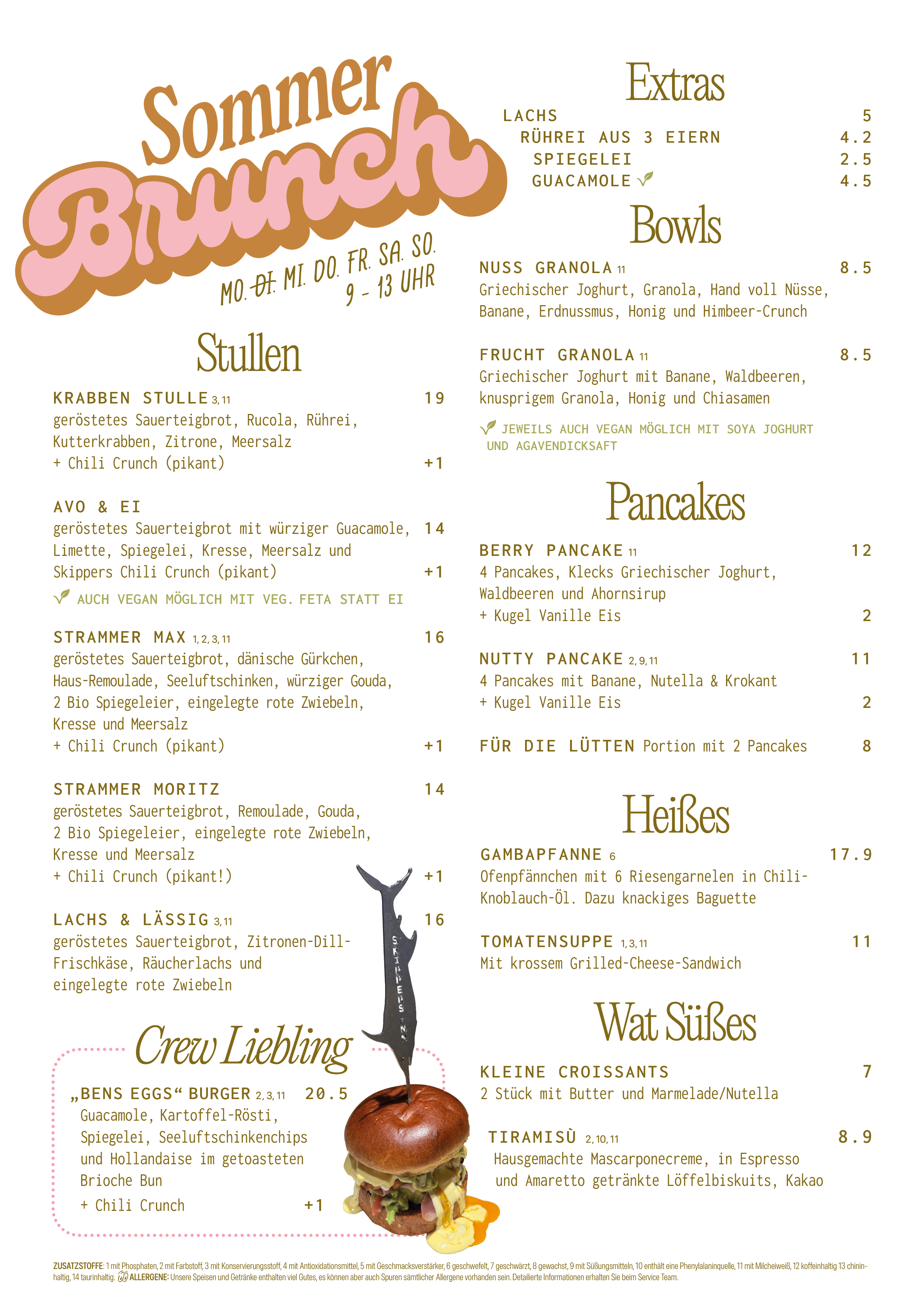 Menükarte mit dem Titel 'Sommer Bummel', geöffnet von Montag bis Samstag von 9 bis 13 Uhr. Enthält Abschnitte für Stullen, Bowls, Pancakes, und weitere Gerichte, neben einem Bild eines Burgers mit eingeschlossenen Zutaten.