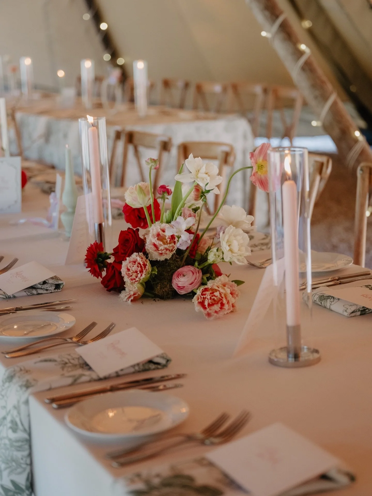 Beginning our socials this year with one of our absolute favourites.⁠
Maddi + Casey&rsquo;s vision was truly one of a kind.⁠

Every aspect of their design was meticulously crafted with intention, making it an absolute dream to collaborate so closely 