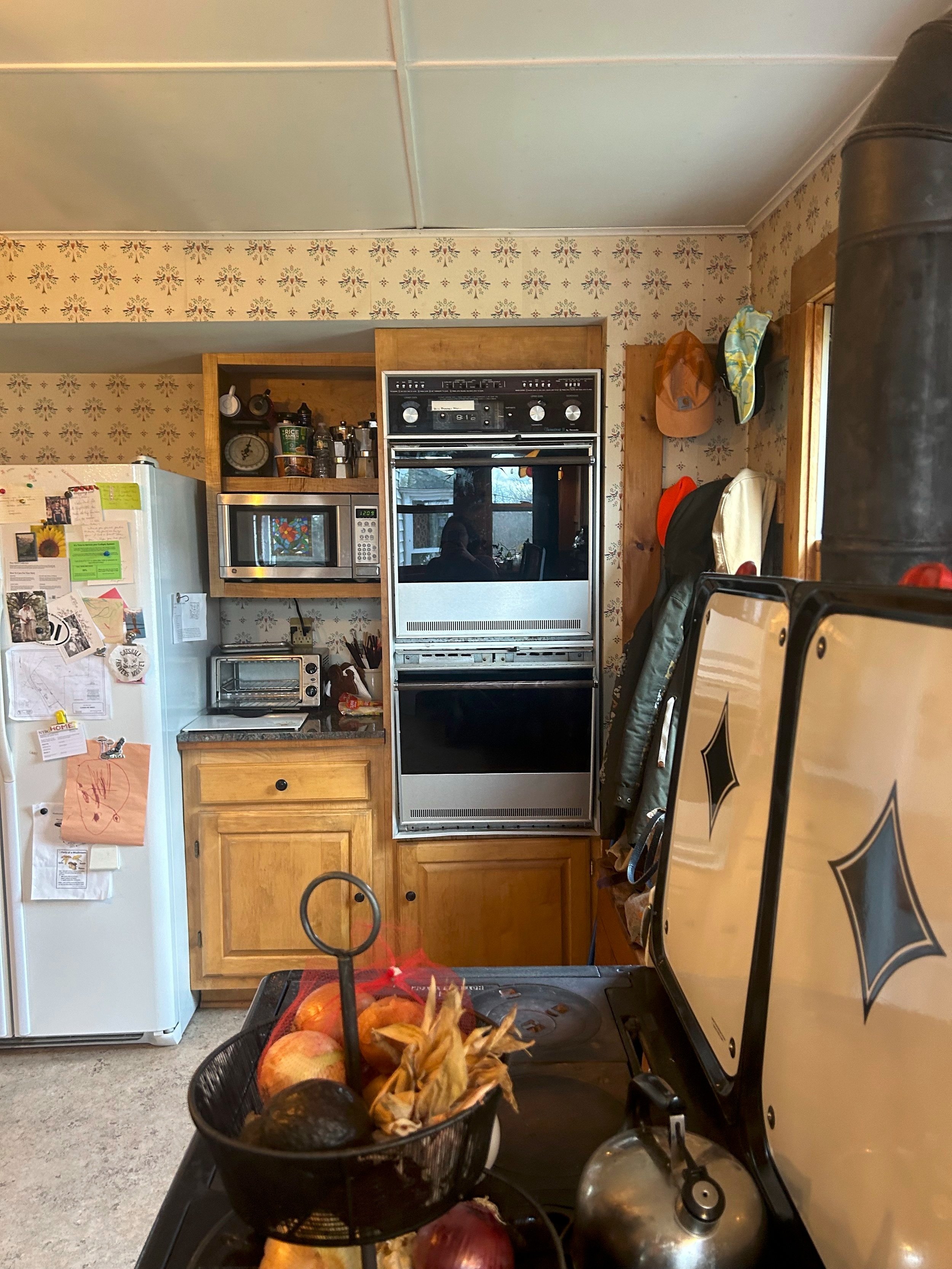2.1+Before+Kitchen+Nook.jpg