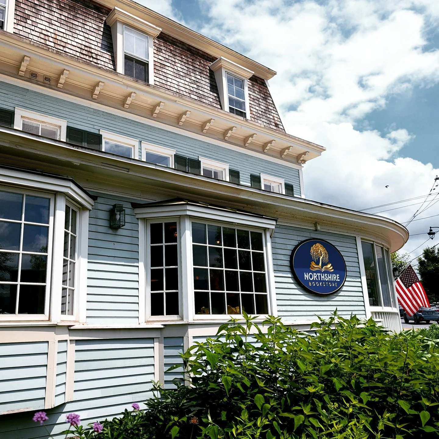"Warning, you may be caught up in all that this shop has to offer and find yourself browsing eternally in joyous bliss"
❦ A preview of our next write-up takes us to @northshirebooks in Manchester, Vermont! This one is truly an unforgettabl