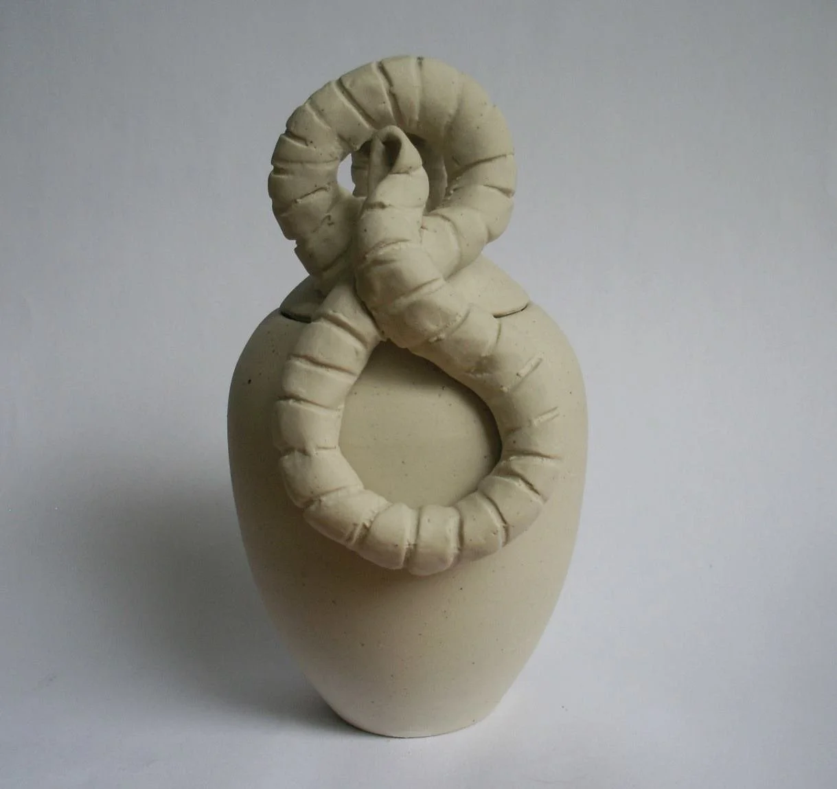 3. Adán: por tu baile de asombro y tu risa de cobre fulminante. 2014. High-fire stoneware. 8.5 x 4.5 x 4.5 inch (21.59 x 11.43 x 11.43 cm)