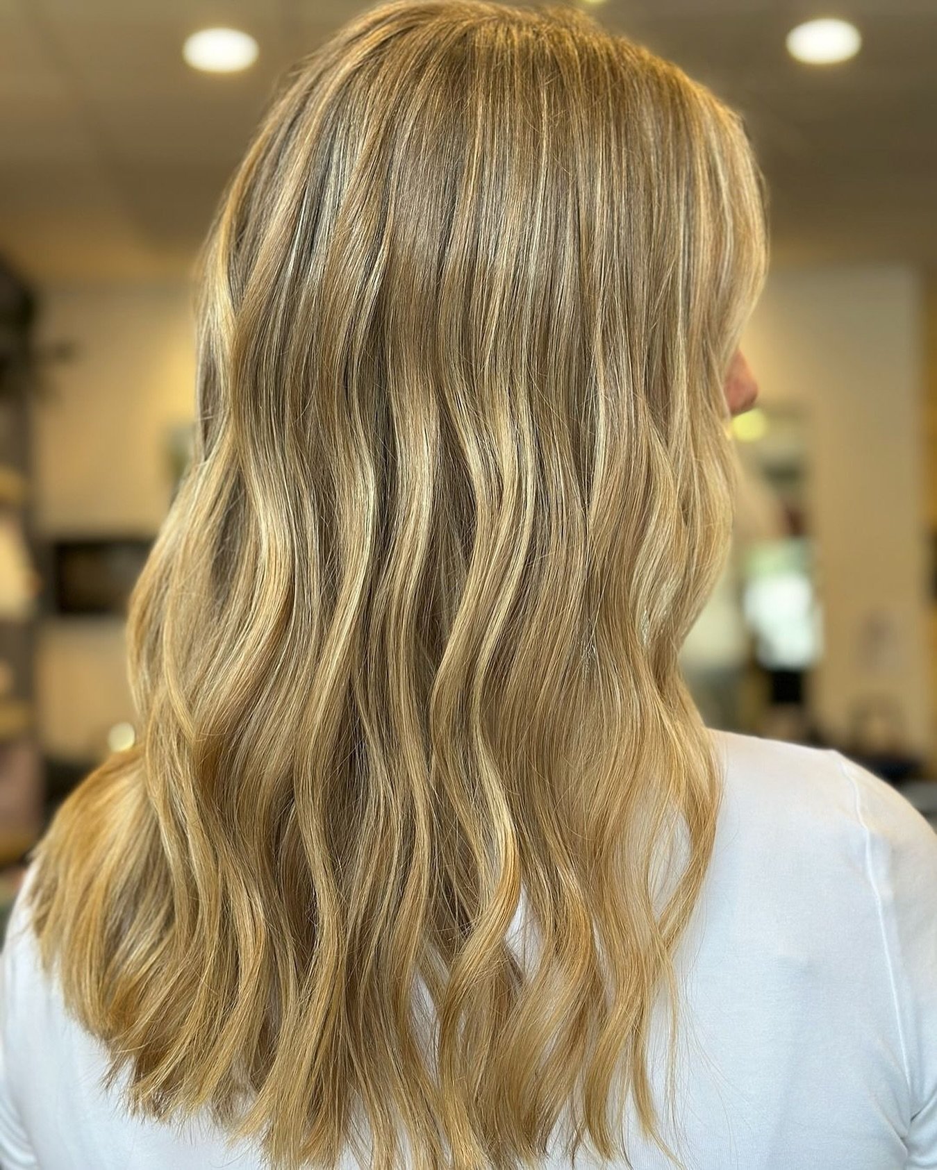 Repost from @hairbyshelbylee
&bull;
Lived in blonde for summer✨
.
.
.
💌 me or call @salonpatine to book your next blonding sesh with me
.
.
.
#salonpatine #redken #customblonding #blonde#blondehair #hairgoals #blondehighlights #blondebalayage #brigh