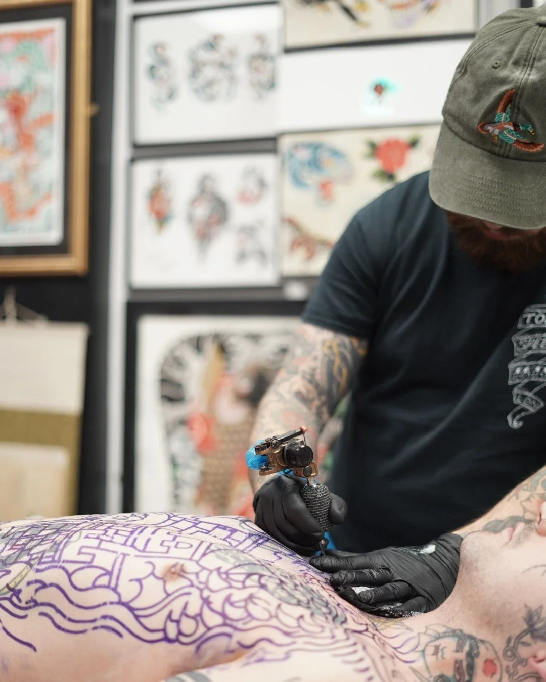 🔔IT'S A WRAP🔔

We're now off to celebrate!🥂 We wish you all a very Merry Christmas and a Happy New Year! Thank you all for keeping us busy, doing what we love🖤

Please see below for the studio's festive-period hours&hellip;
❄️Tuesday 23rd Decembe