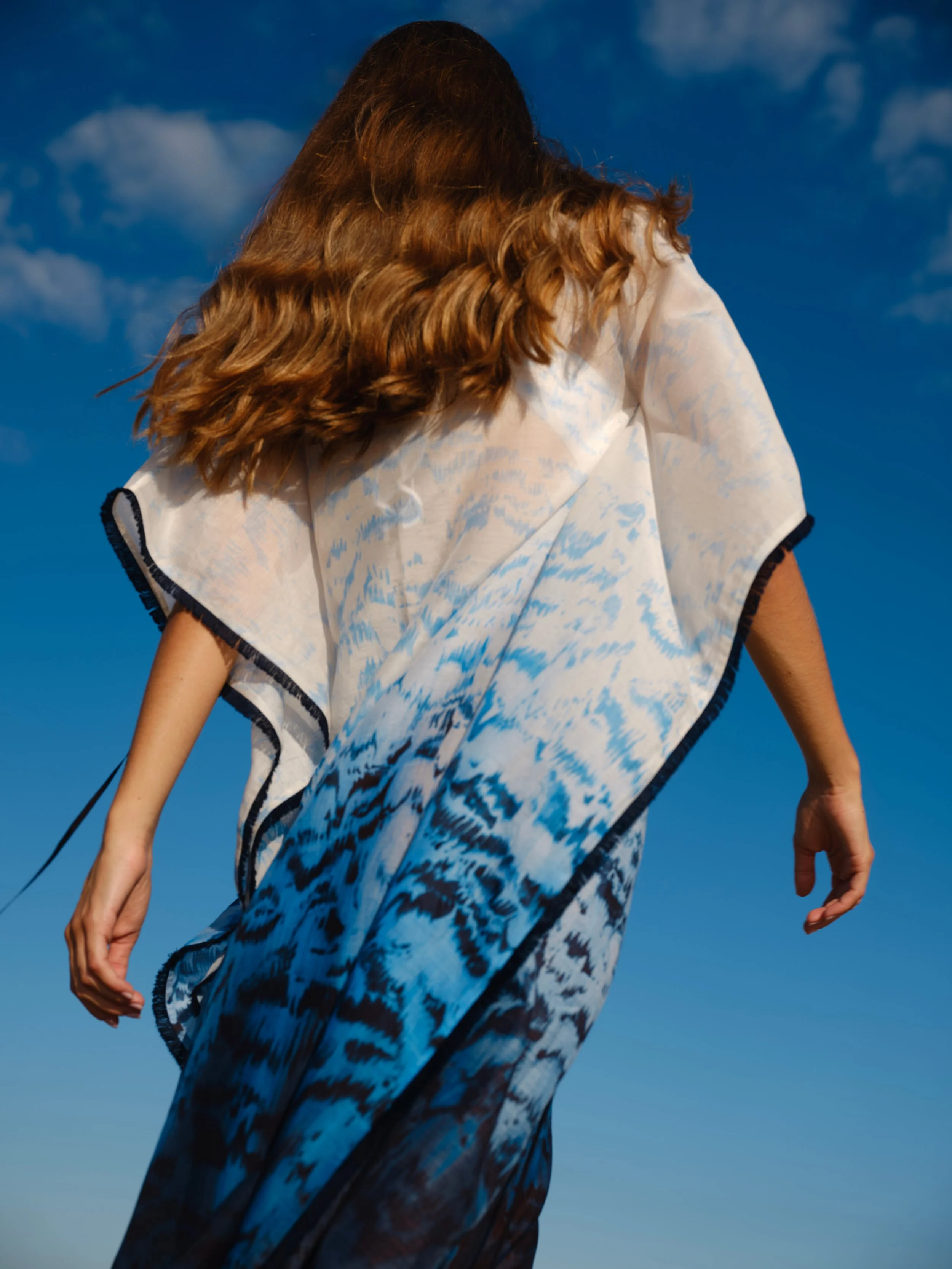 Aubi_Azure_Editorial_4_WEB.jpg