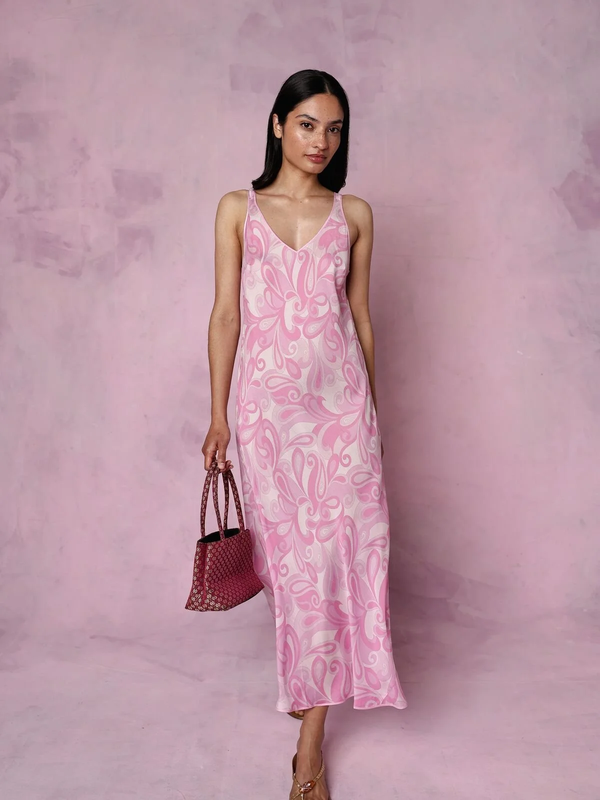 teresa_swirl - FOR SHOPIFY.jpg