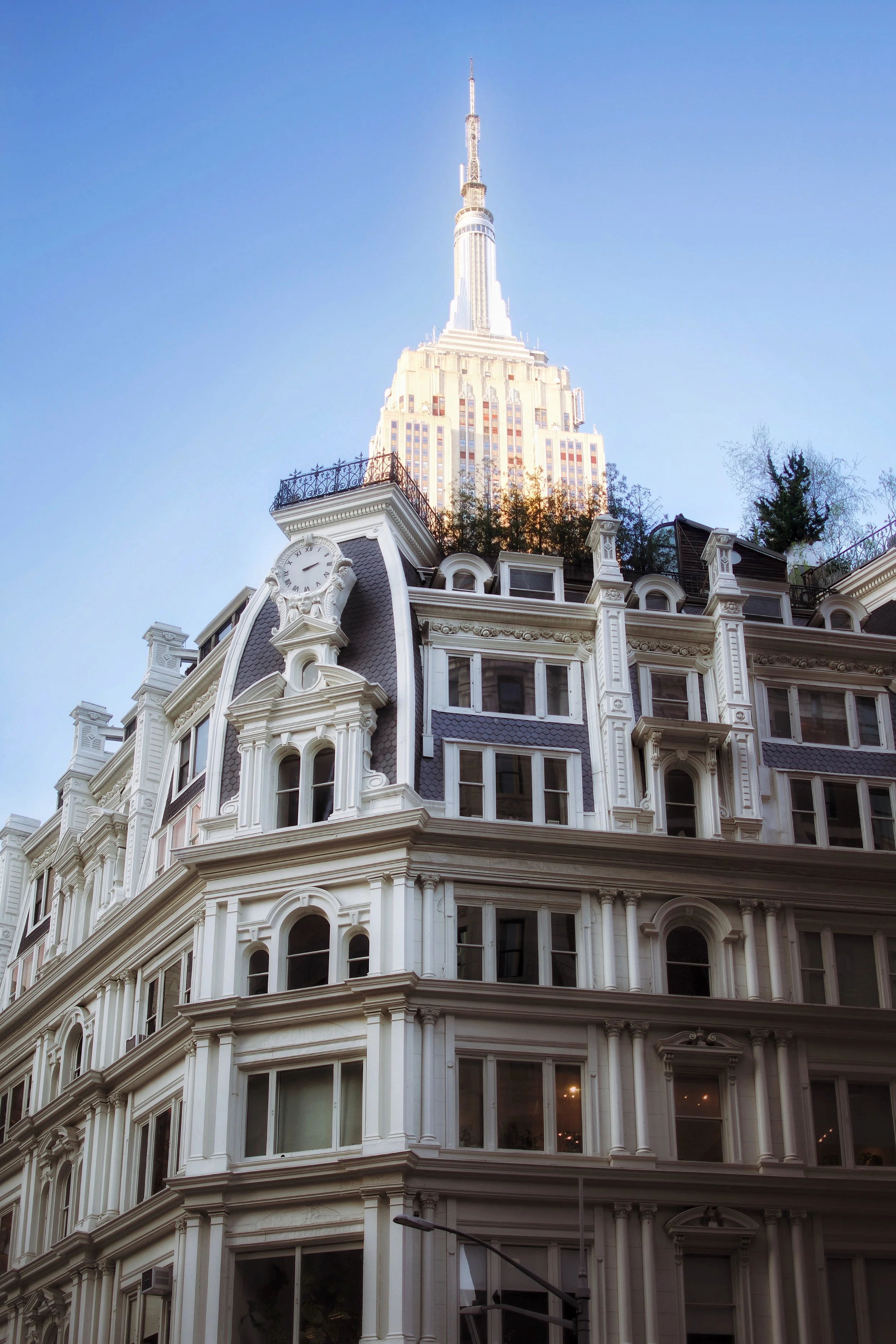 Empire State seen from NOMAD, NYC, USA