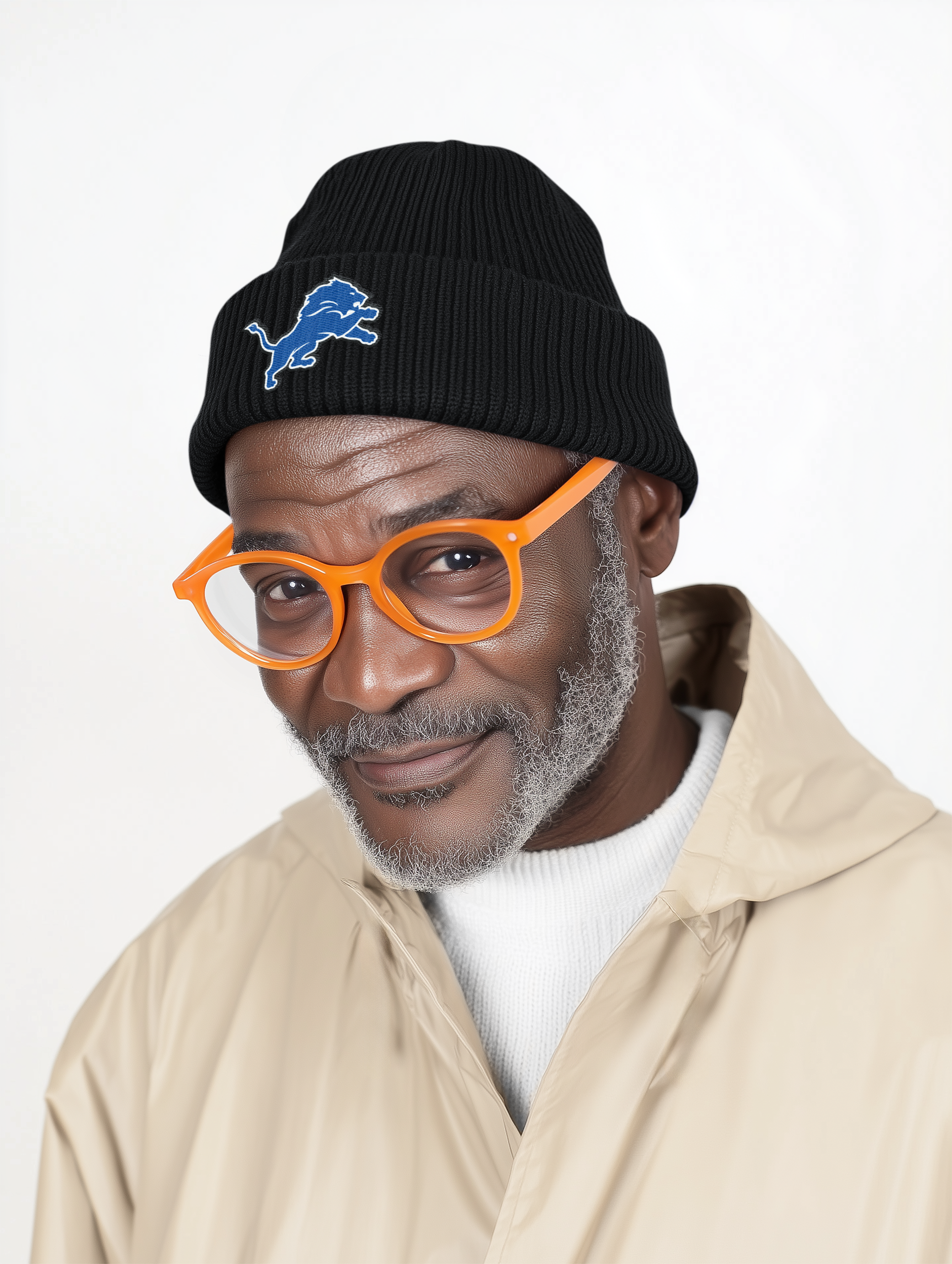 Det Lion Skull Cap on Black.png