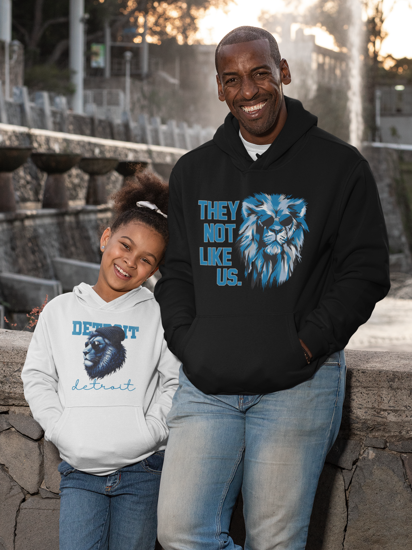 DETROIT LIONS DAD N DAUGHTER.png