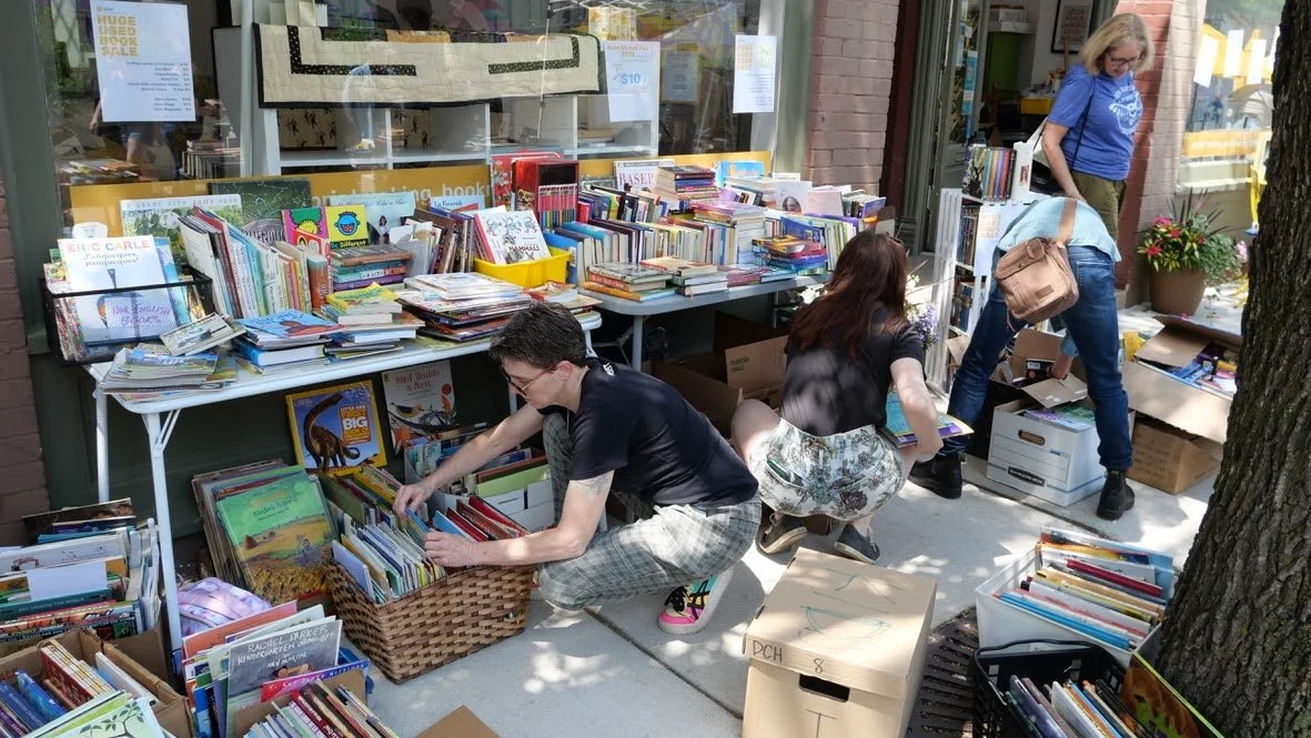 booksale1.jpeg