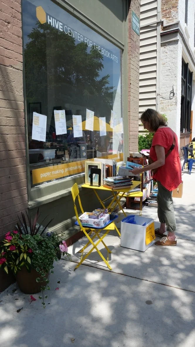 booksale2.jpeg