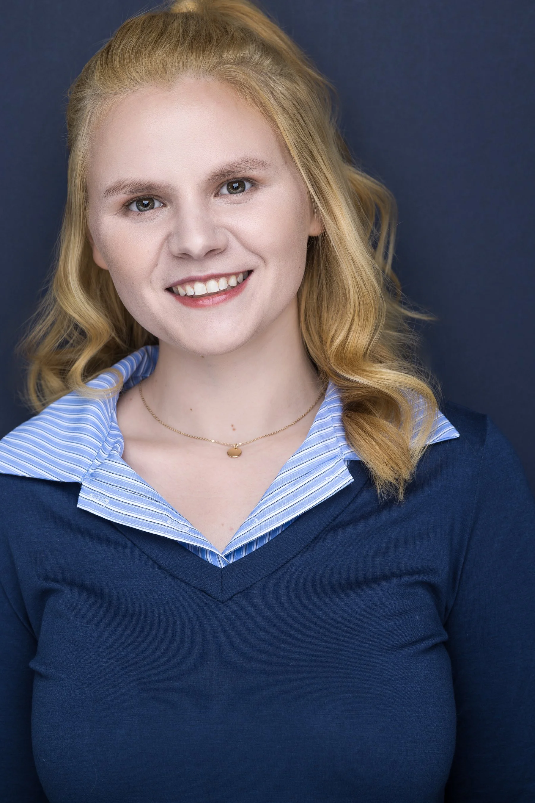 Meghan McGorry Headshot 4.jpg