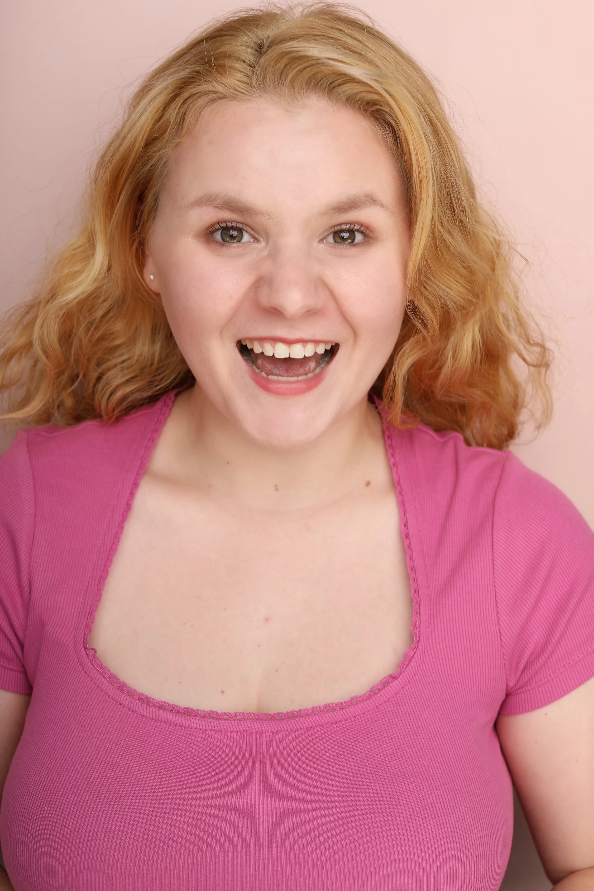 Meghan McGorry Headshot 7.jpg