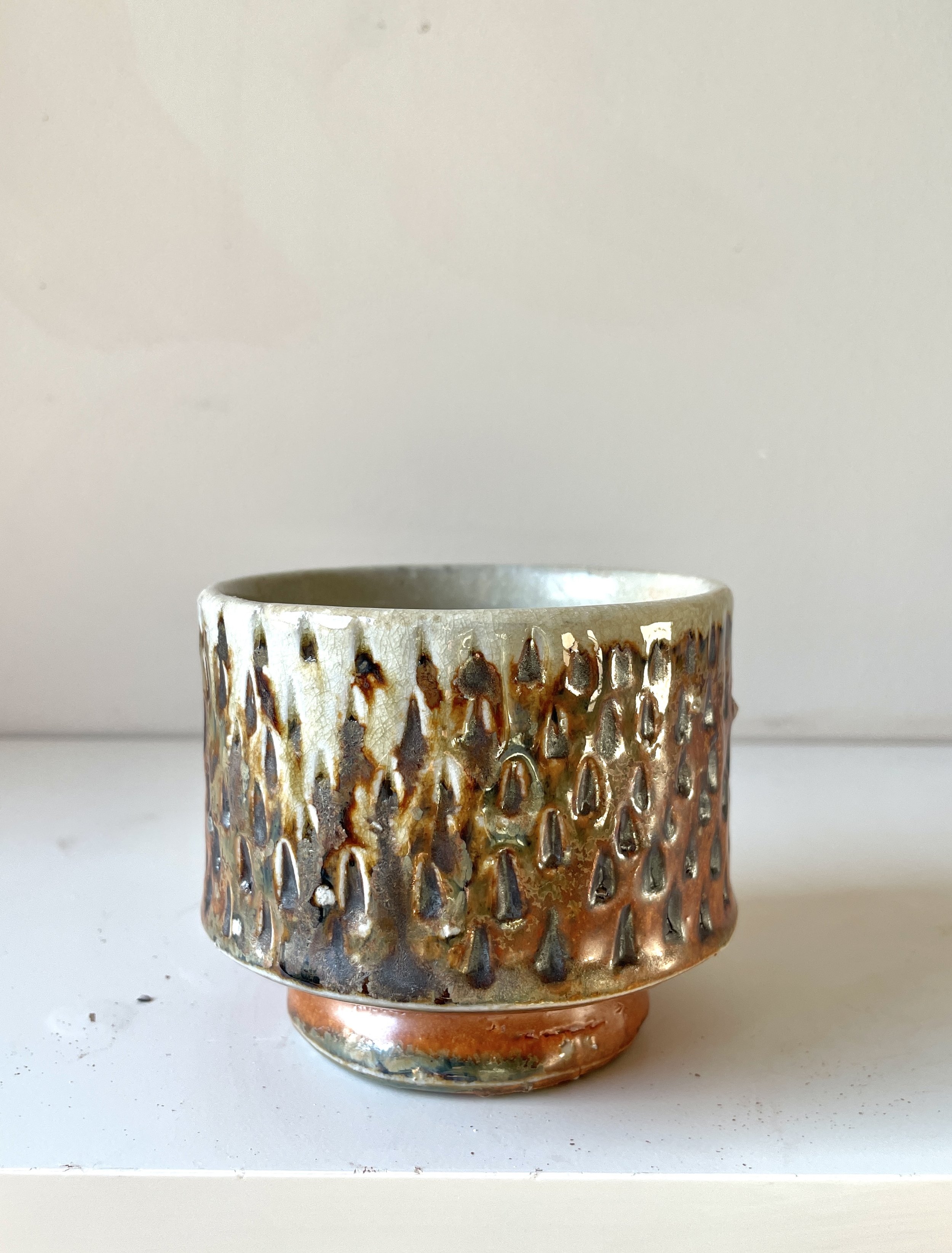 Stoneware sipper