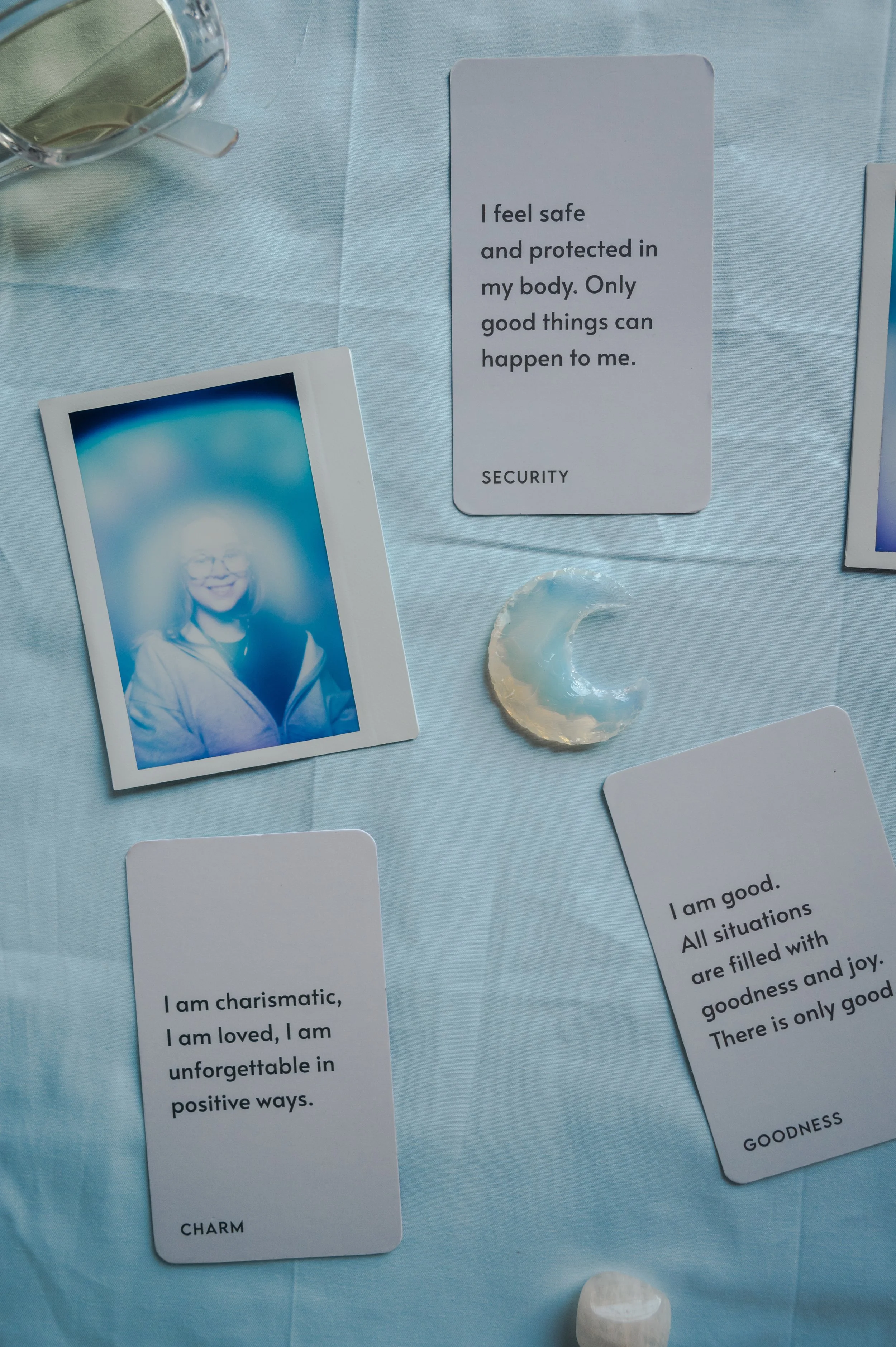 white aura photos at soulshine aura photography