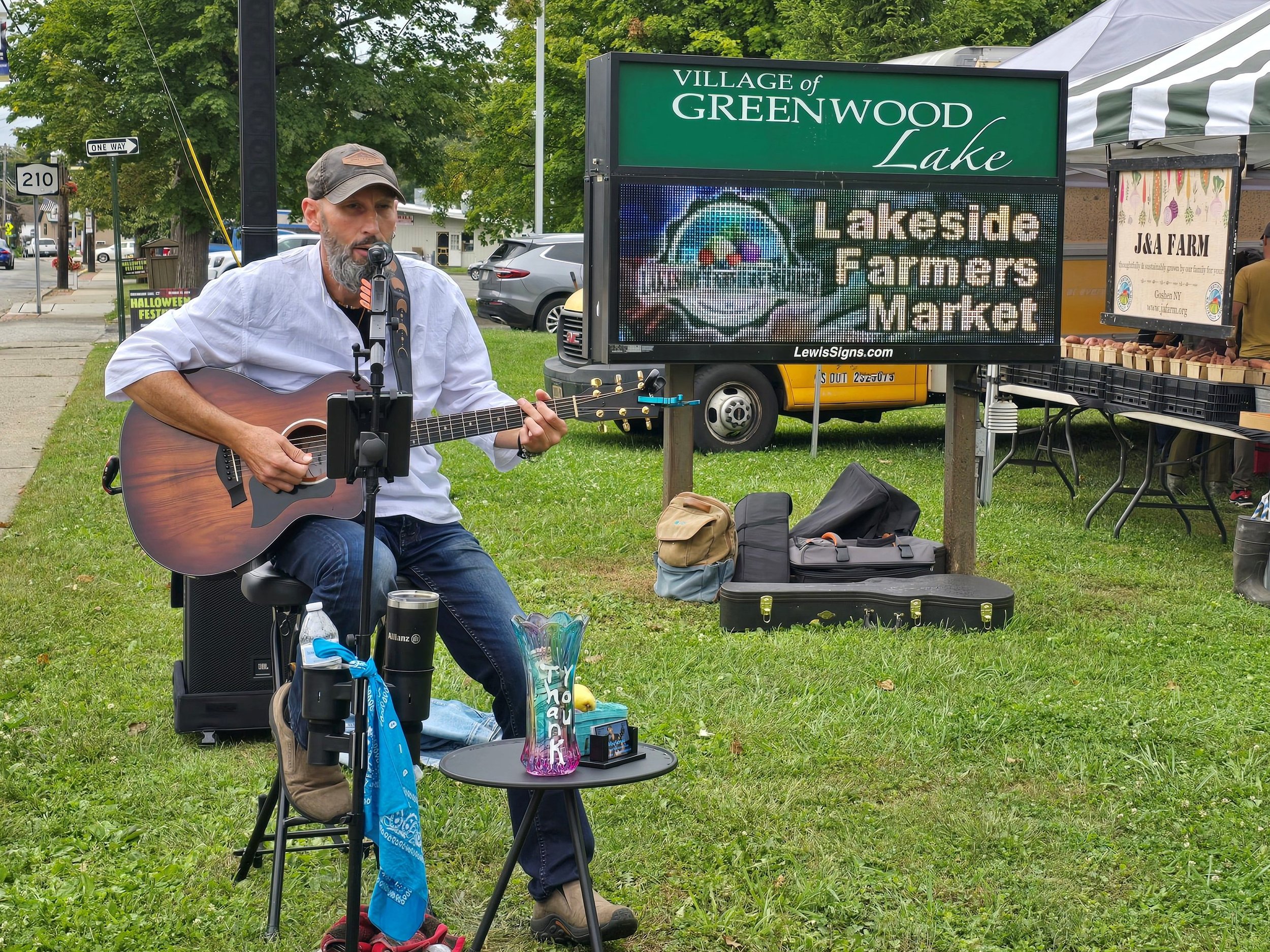 Music at the Market - Rob Gorny